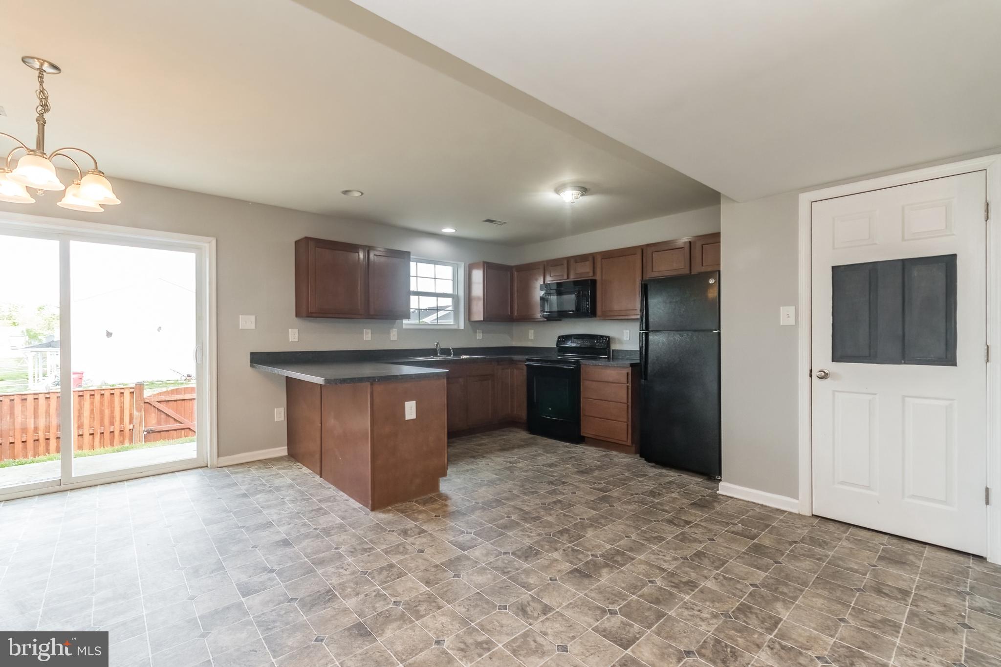 INWOOD VILLAGE - Residential