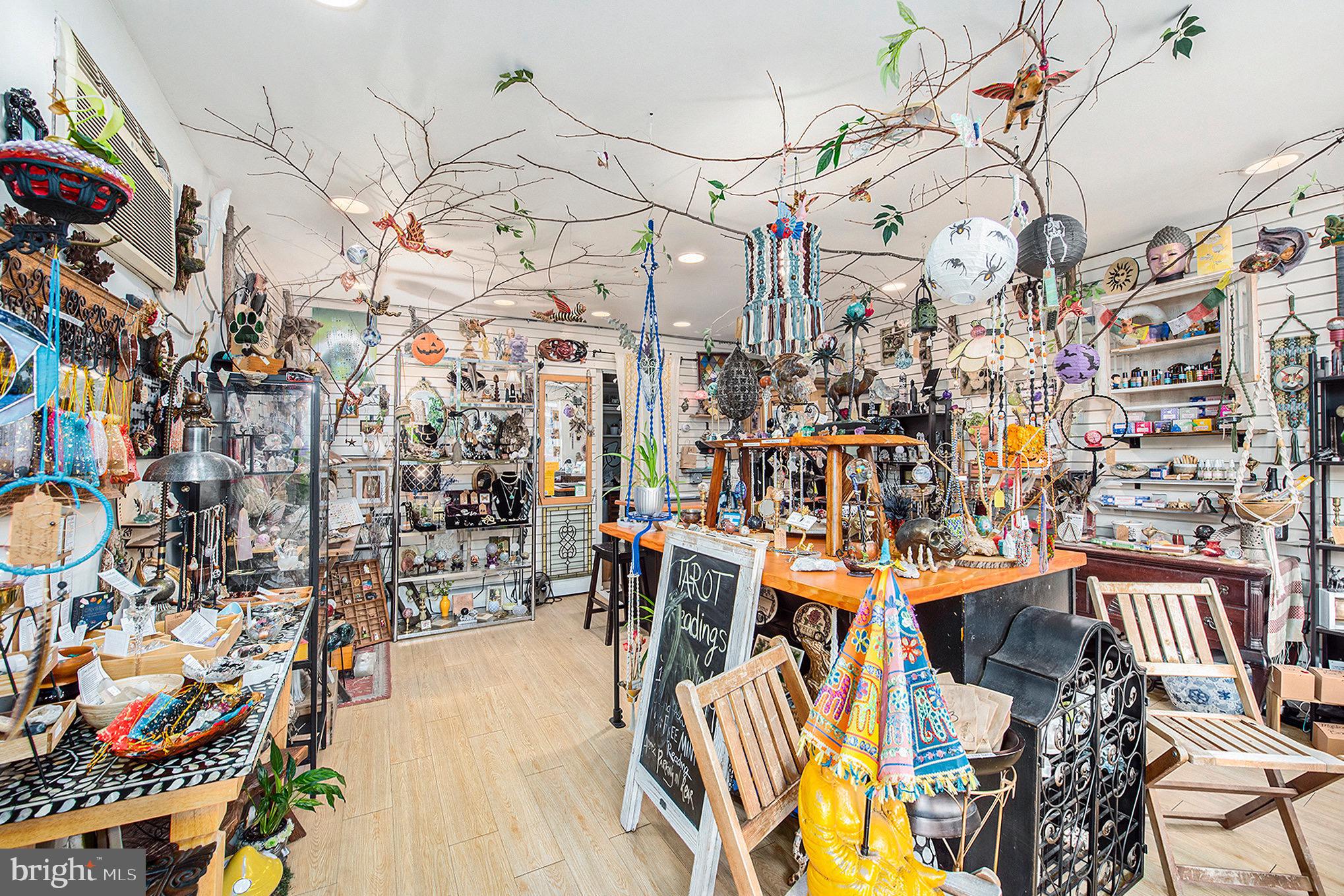 LANSDALE - Commercial Sale