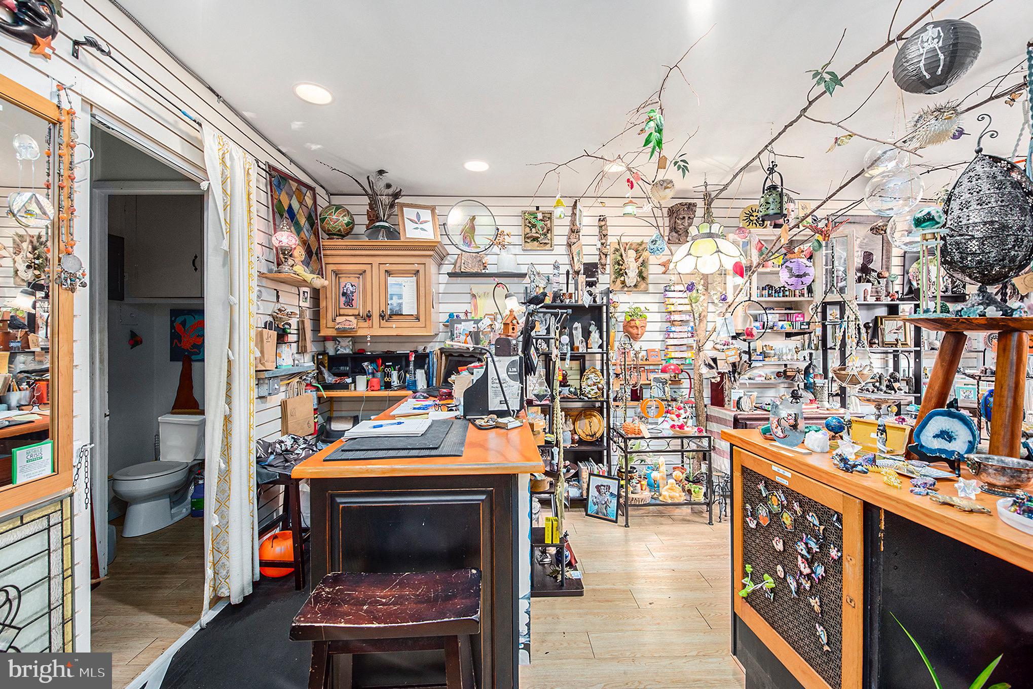 LANSDALE - Commercial Sale