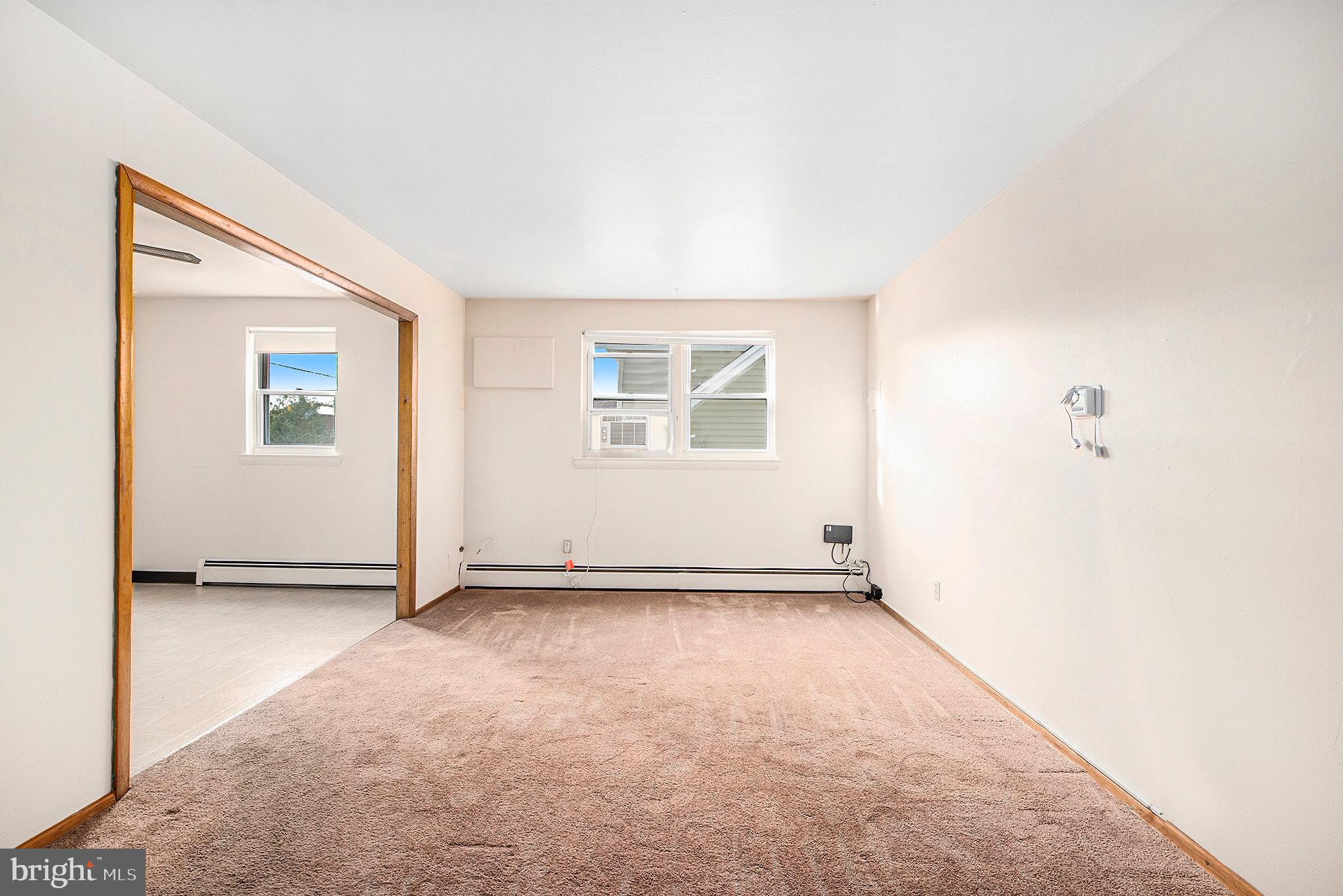 LANSDALE - Commercial Sale