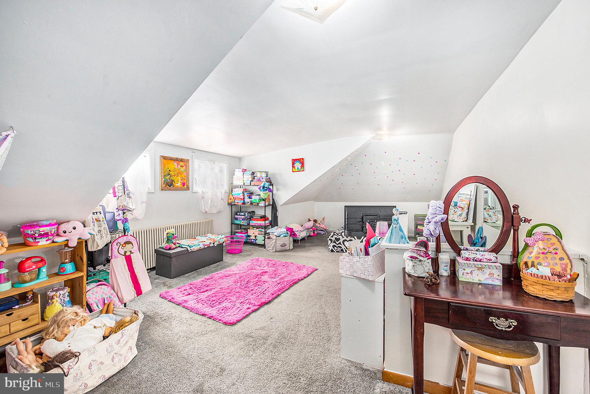 LANSDALE - Commercial Sale