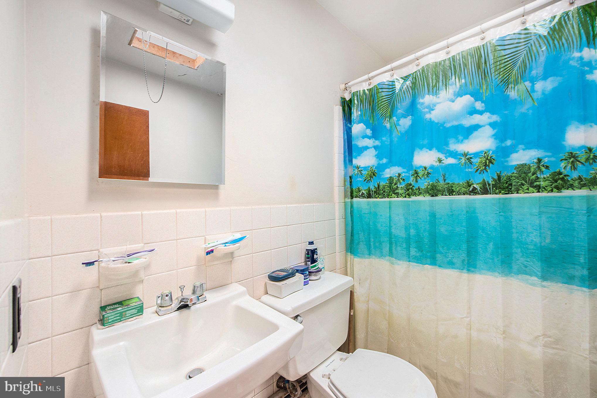 LANSDALE - Commercial Sale