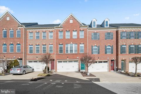 4951 COLLINGTONS BOUNTY DRIVE BOWIE MD 20720