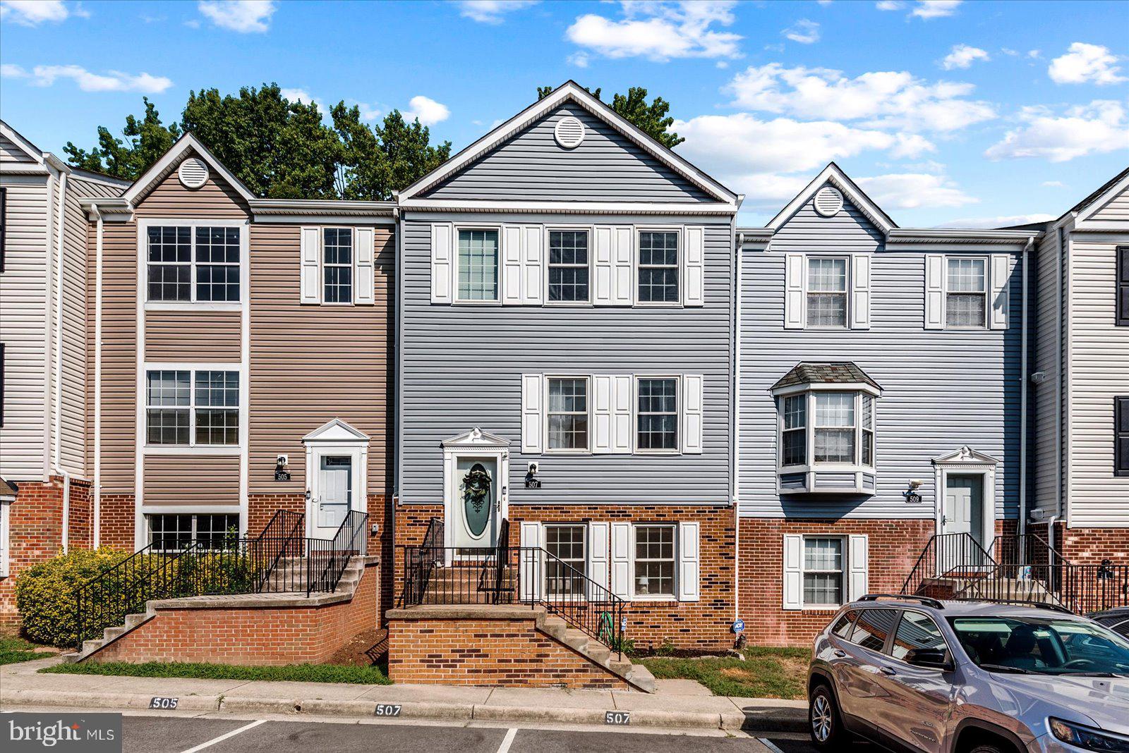 507 WESTMINSTER LANE