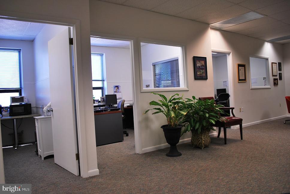 NARBERTH - Commercial Lease