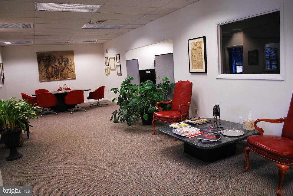 NARBERTH - Commercial Lease