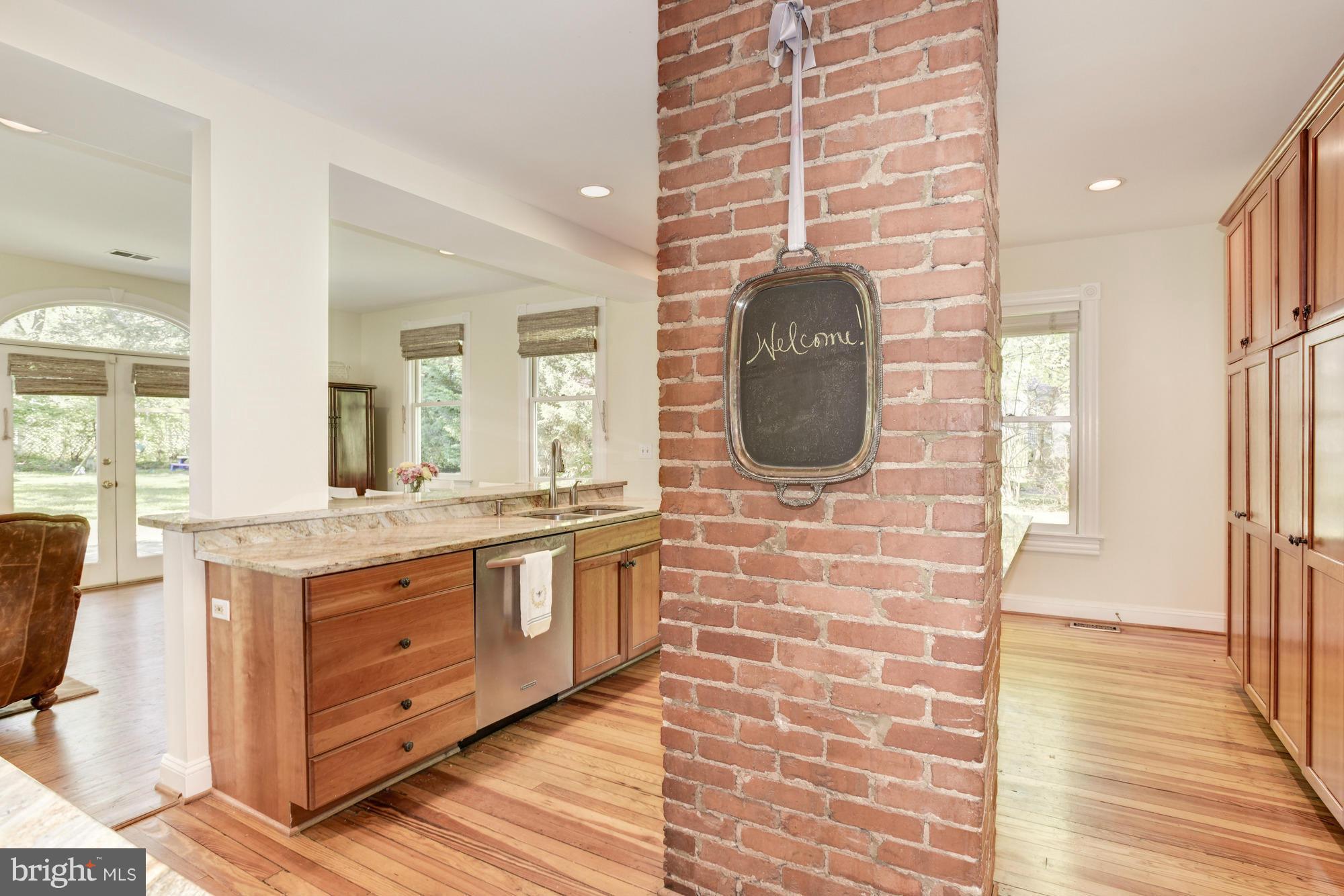 KENSINGTON - Residential