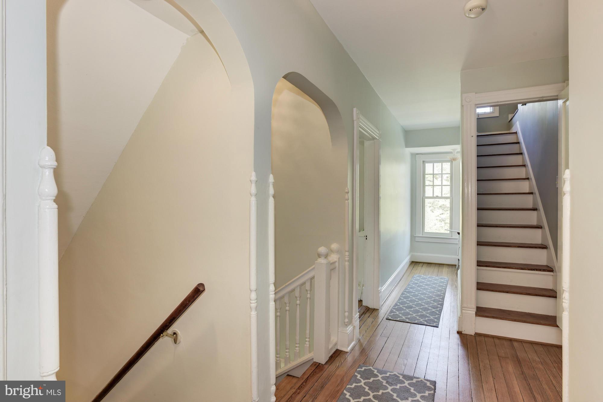 KENSINGTON - Residential