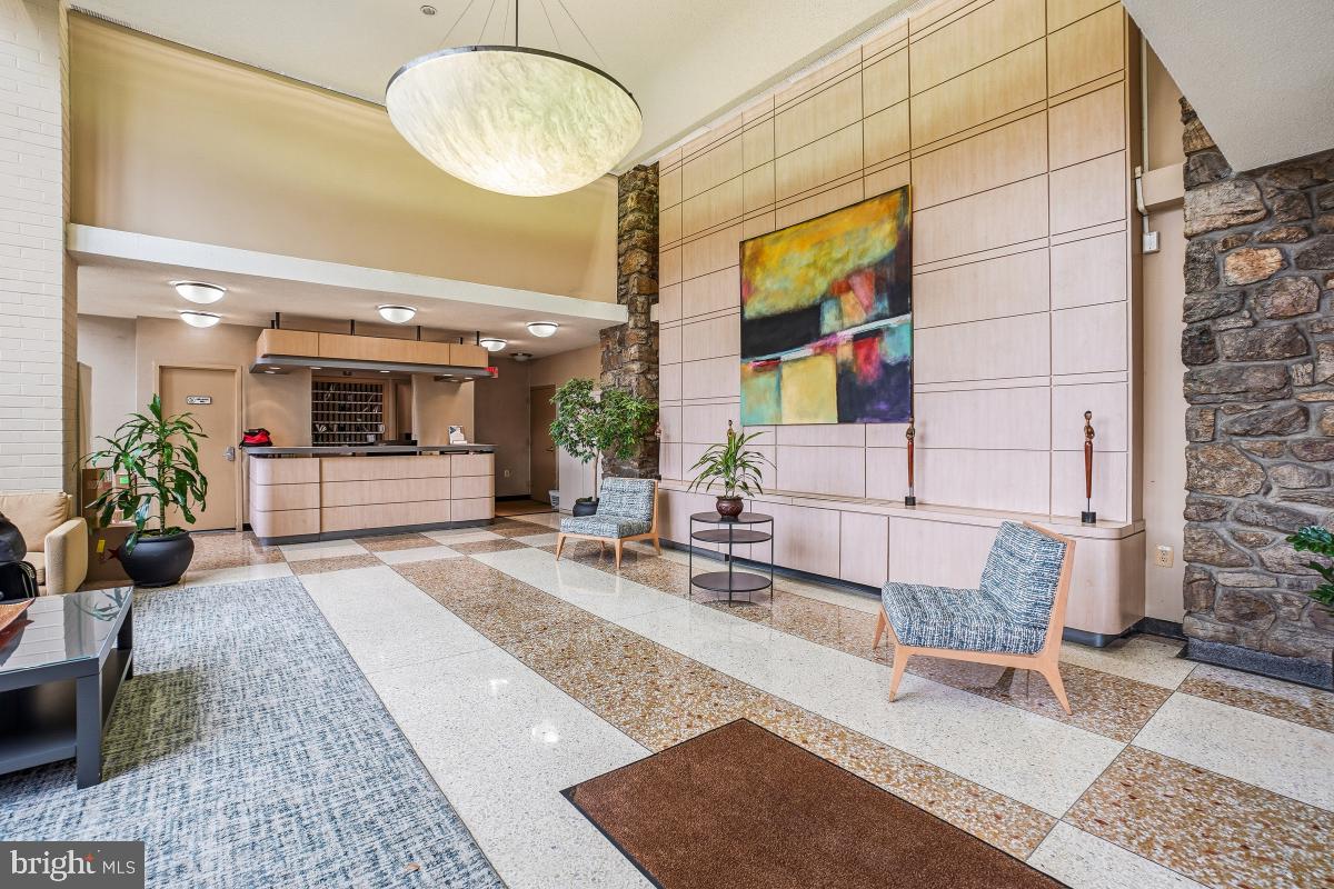 RIVIERA OF CHEVY CHASE - Residential