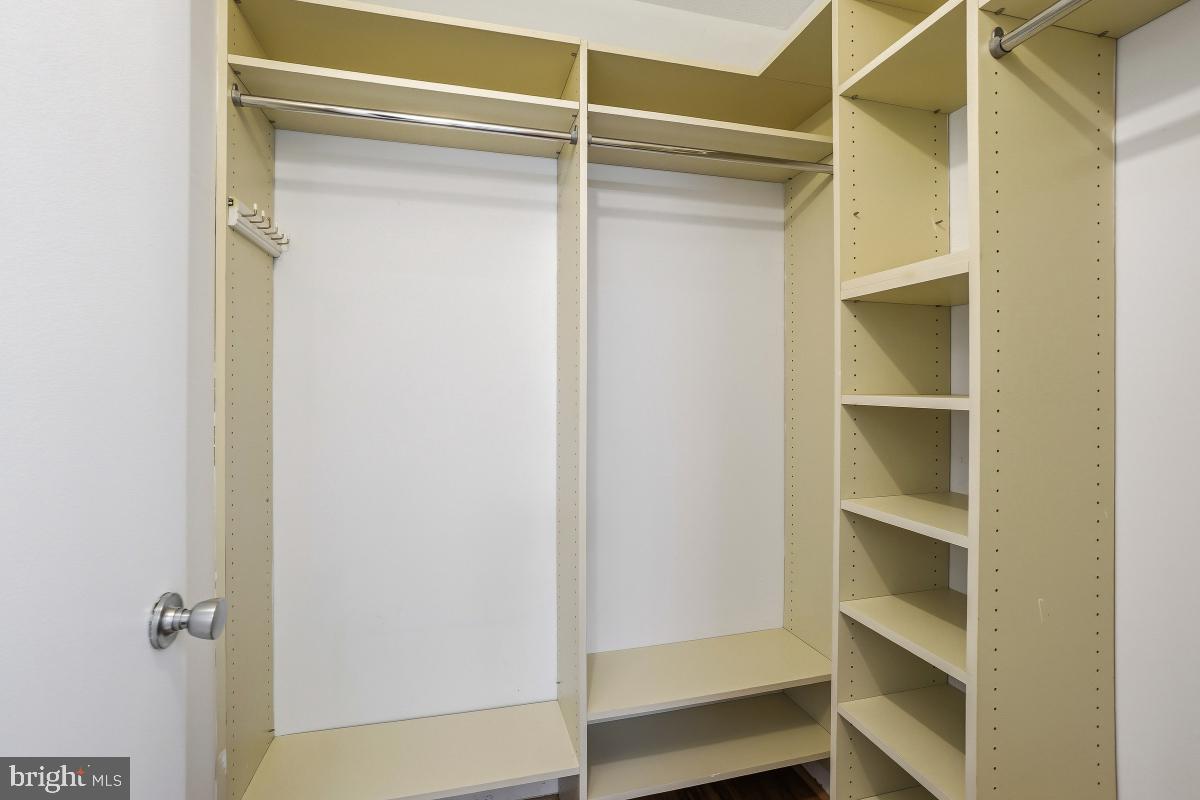 RIVIERA OF CHEVY CHASE - Residential