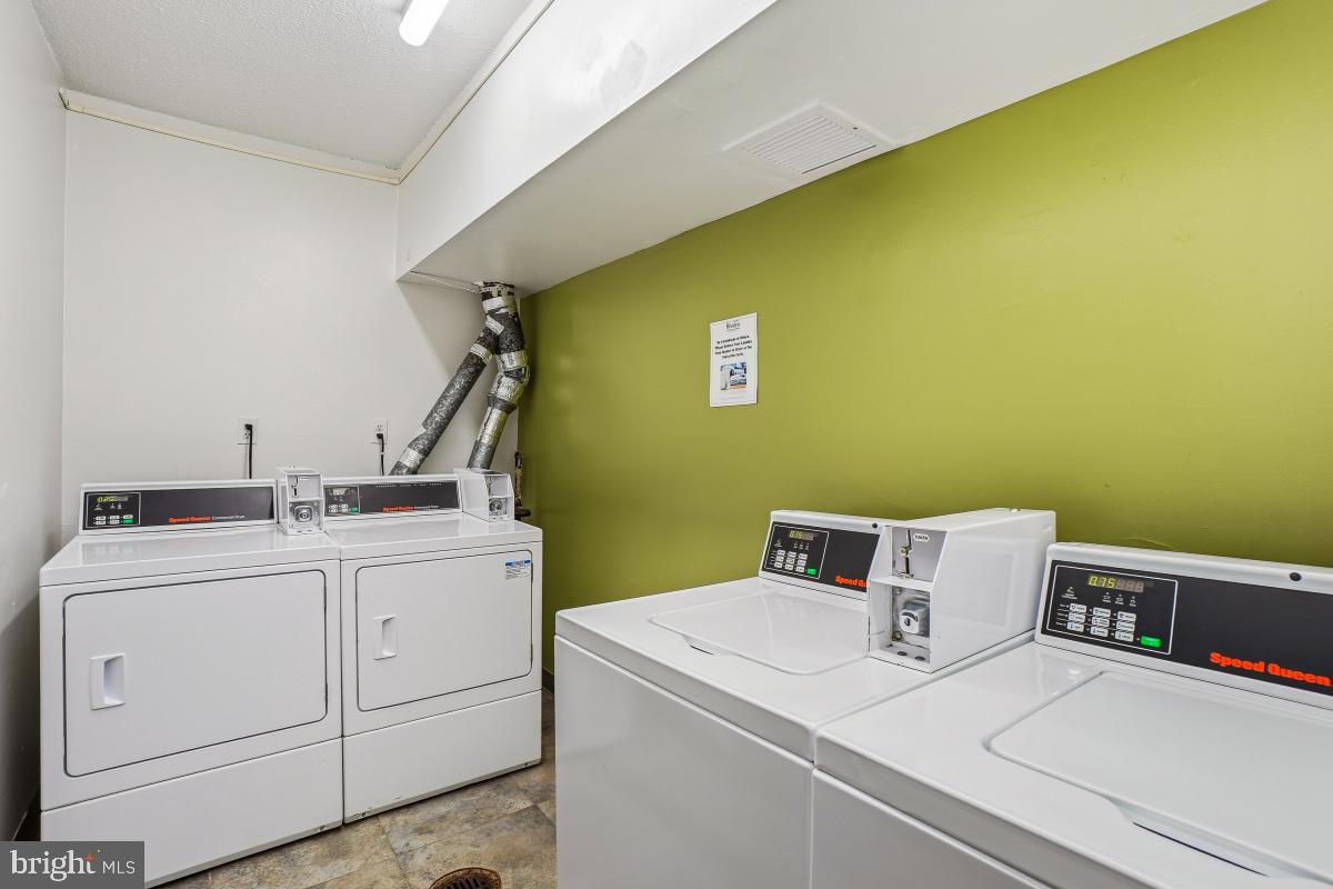 RIVIERA OF CHEVY CHASE - Residential