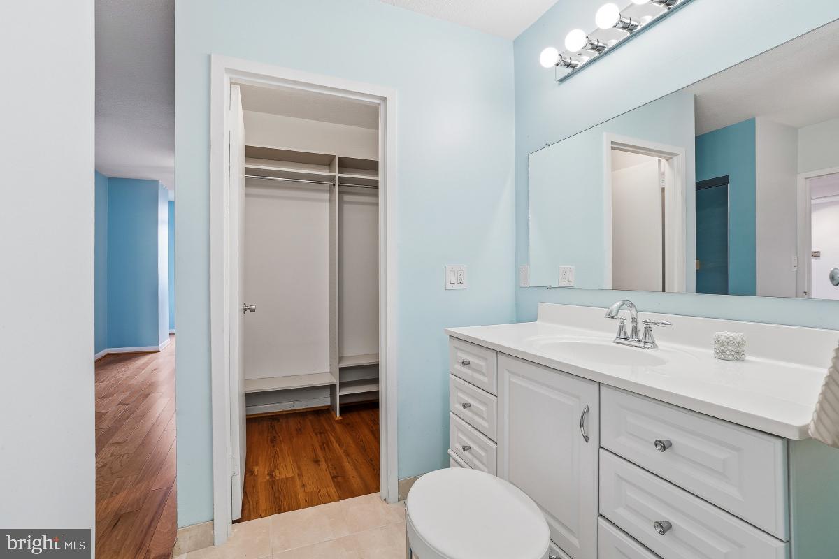 RIVIERA OF CHEVY CHASE - Residential