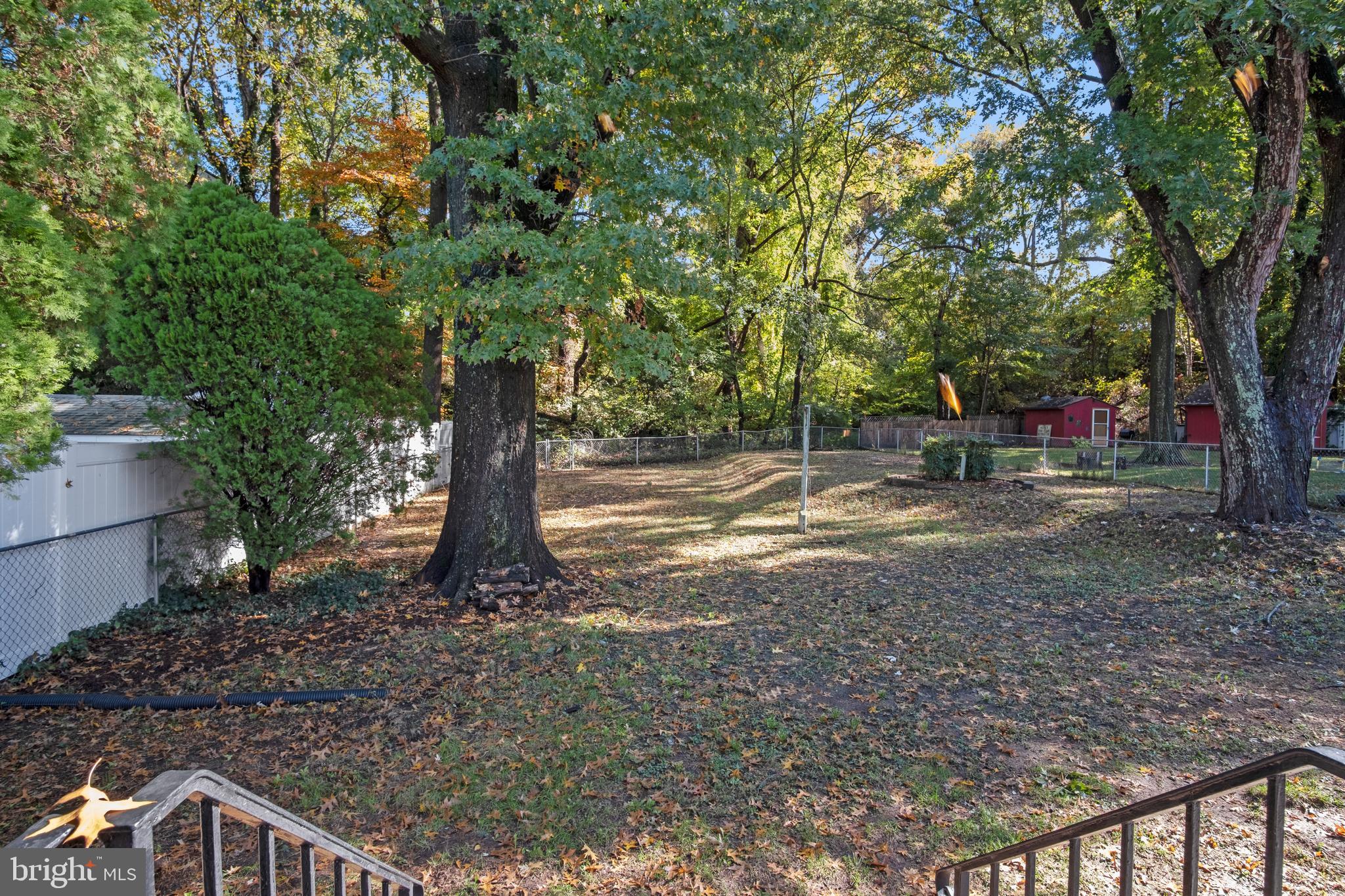 BARCROFT FOREST - Residential