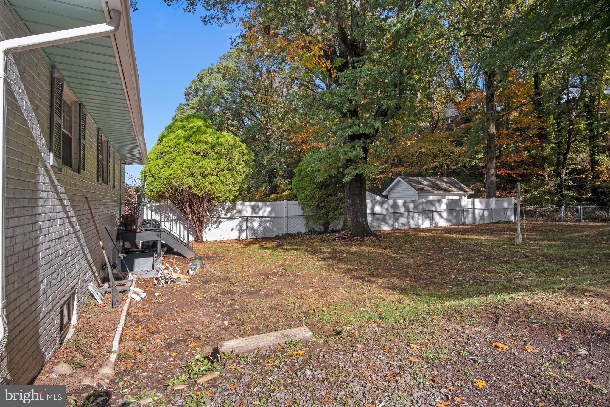 BARCROFT FOREST - Residential