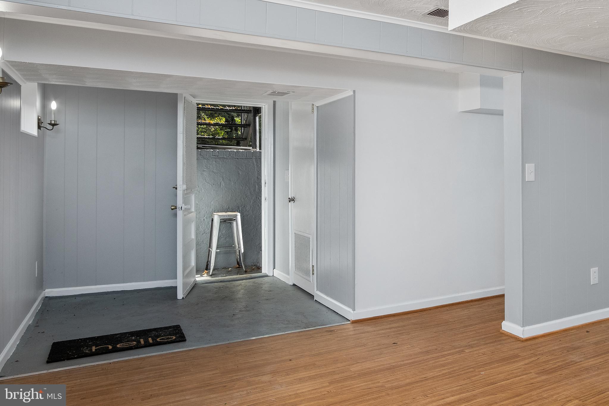 BARCROFT FOREST - Residential