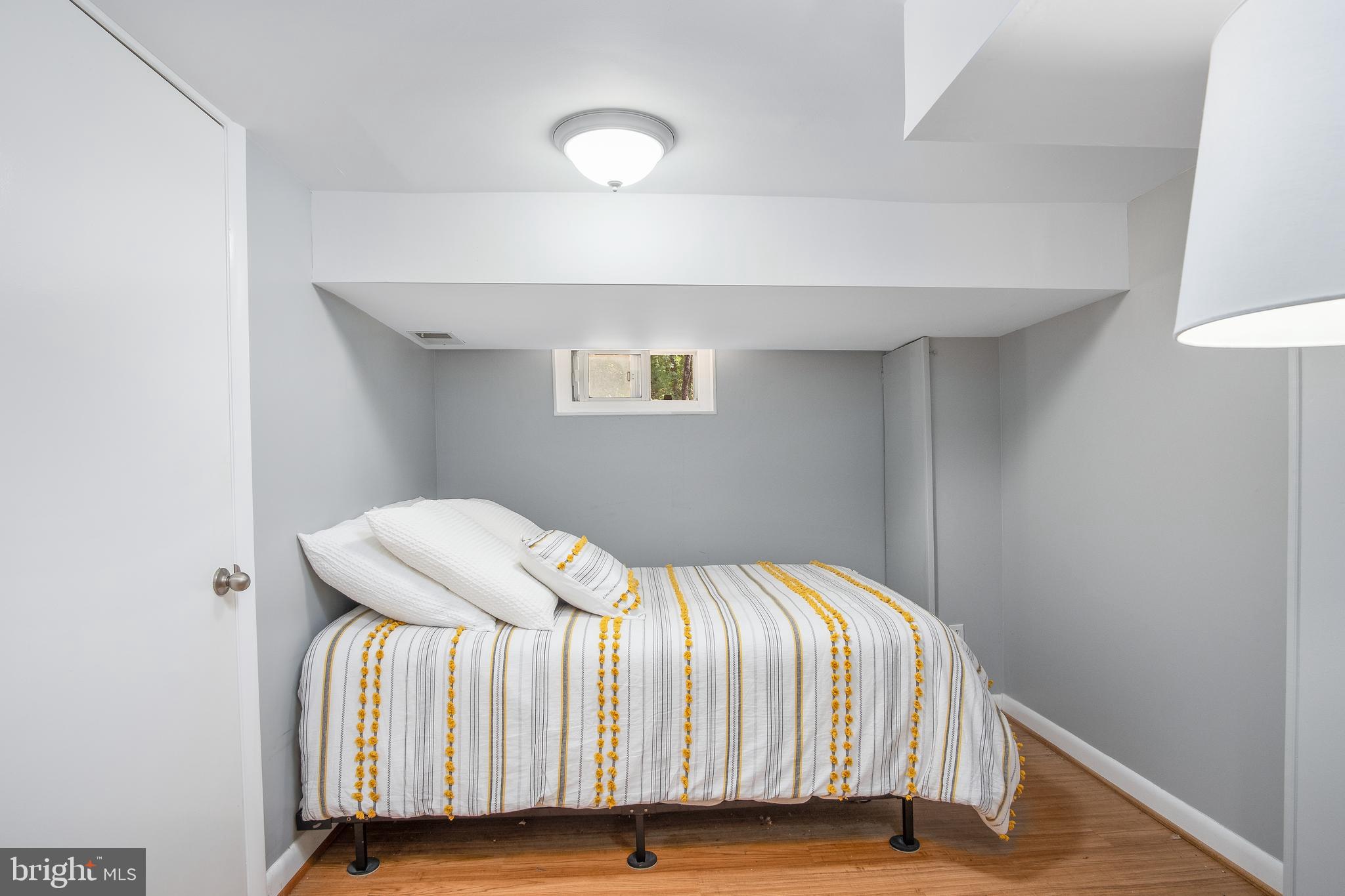 BARCROFT FOREST - Residential