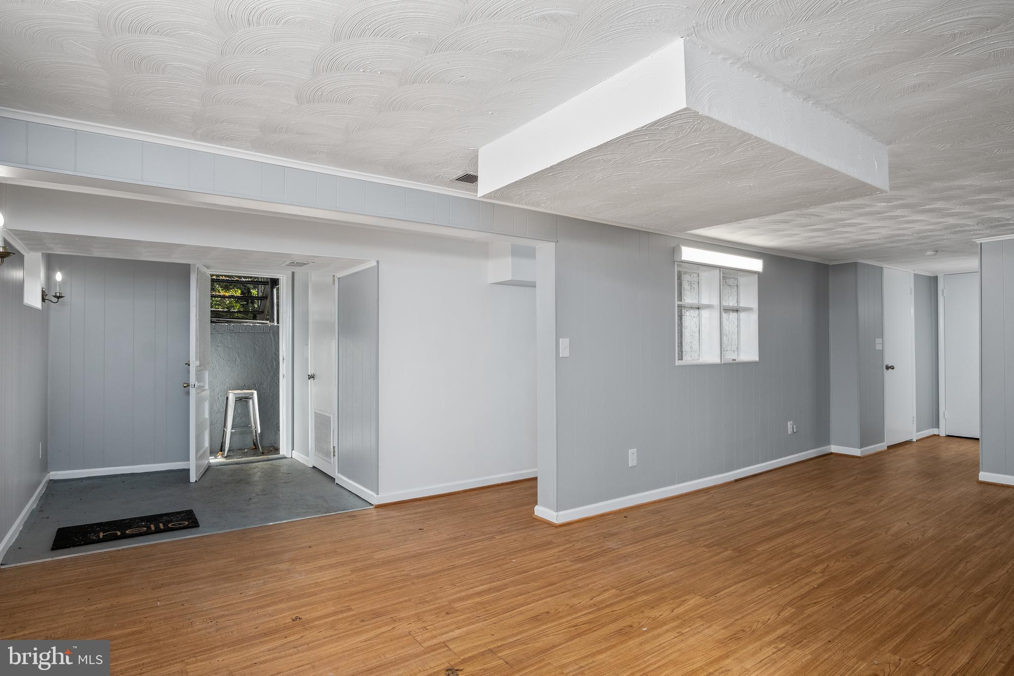 BARCROFT FOREST - Residential