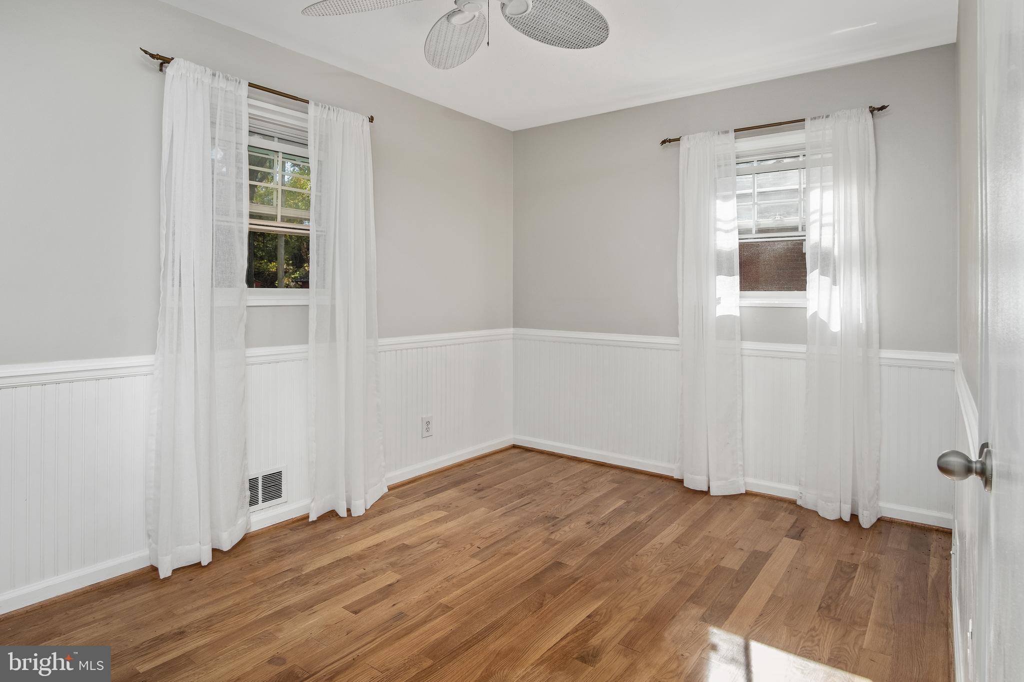 BARCROFT FOREST - Residential