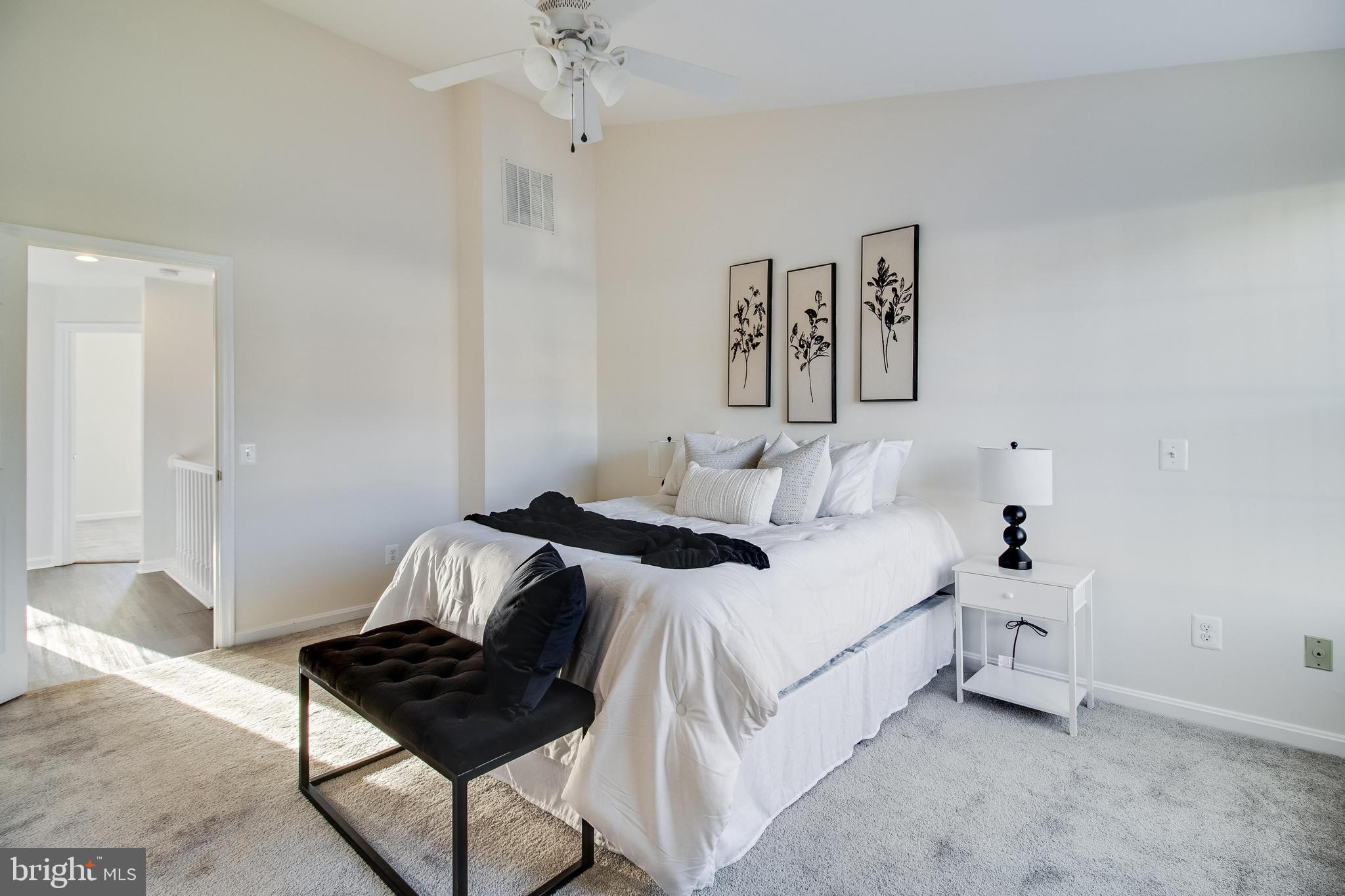 SEVEN OAKS - Residential