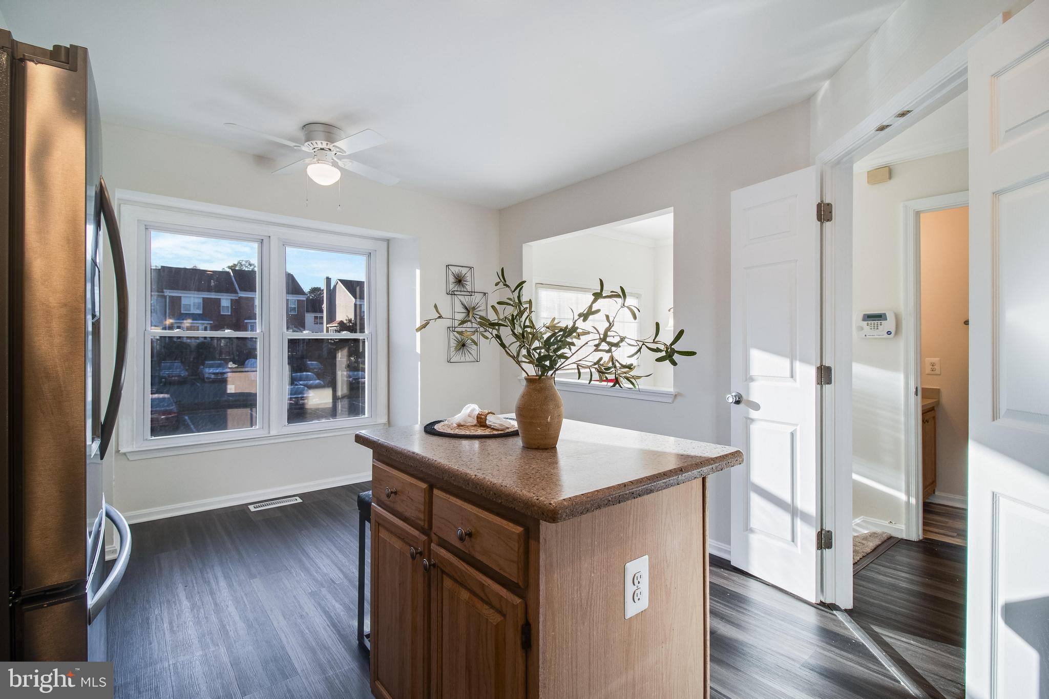 SEVEN OAKS - Residential