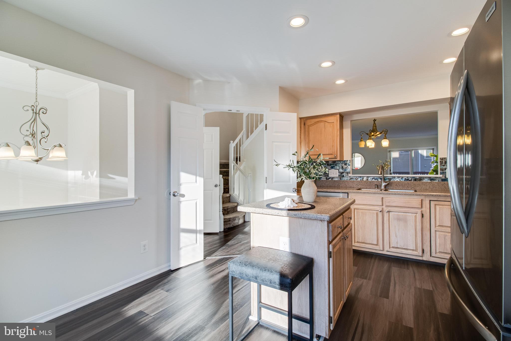 SEVEN OAKS - Residential