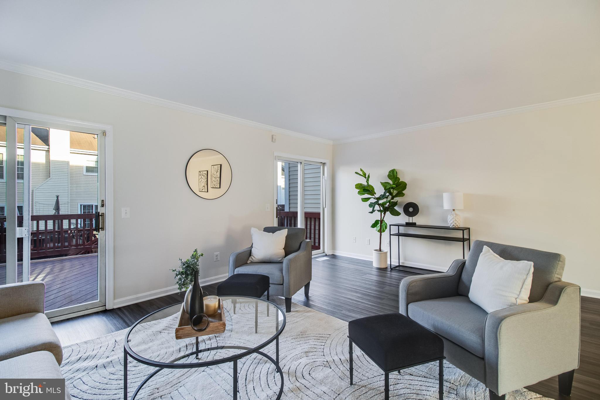 SEVEN OAKS - Residential