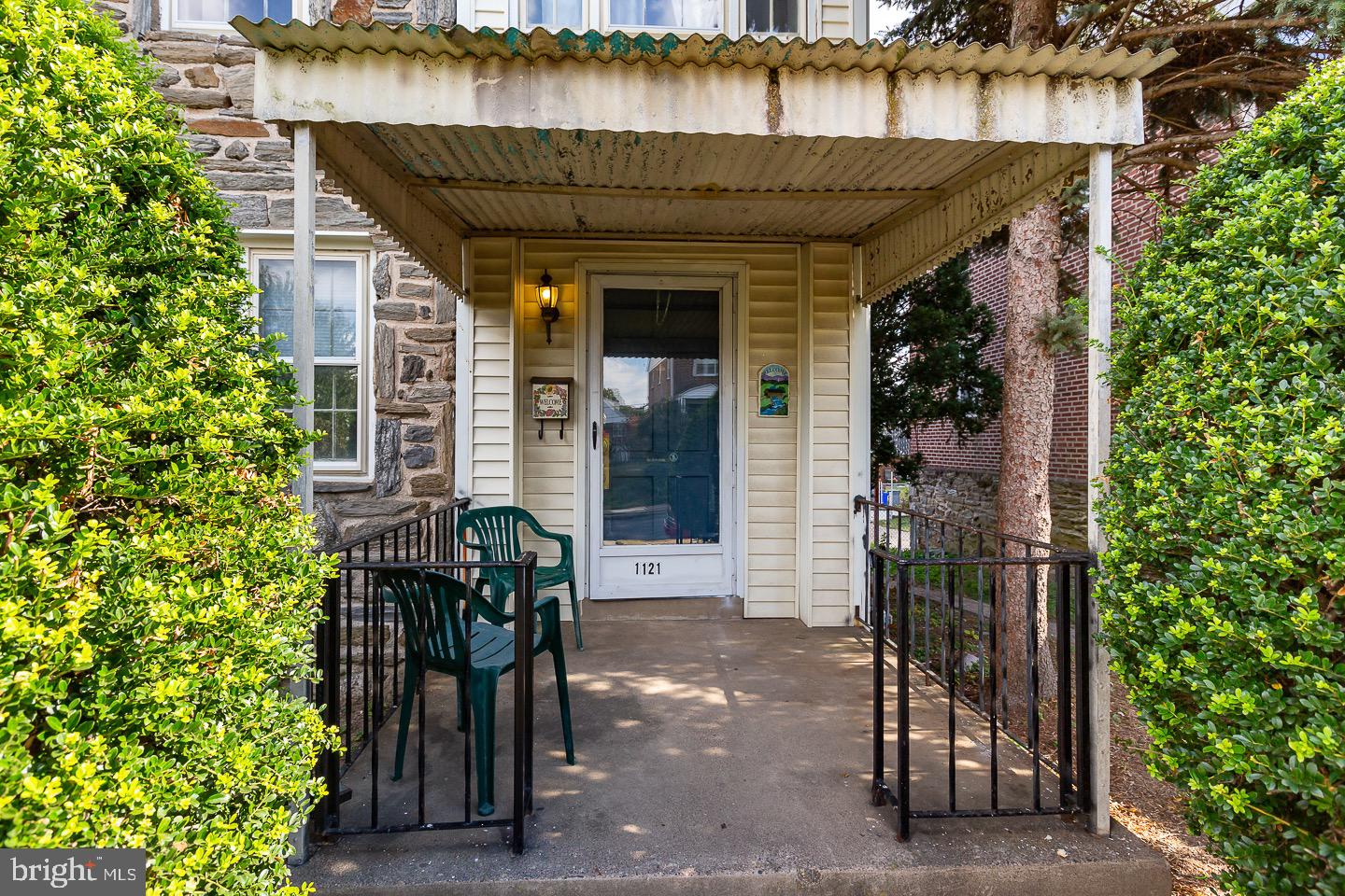 Great starter home in desirable Drexel Hill. A great place to live! Newer heater, HVAC. House is very close to elementary school & athletic field. Convenient to bus, trolley, and train. Lots of local eateries. House needs some loving touches. Easy to show. Property is being sold "as is." Any repairs identified by Upper Darby Township Use & Occupancy Inspection or Property Inspection done by Buyer's Inspector will be the responsibility of the Buyer to pay for and get repairs done in a time frame required by Township. All personal items currently in property will be conveyed with the property. Any Listings and/or Offers/Agreements of Sale on the above Property are Contingent On Court Approval.