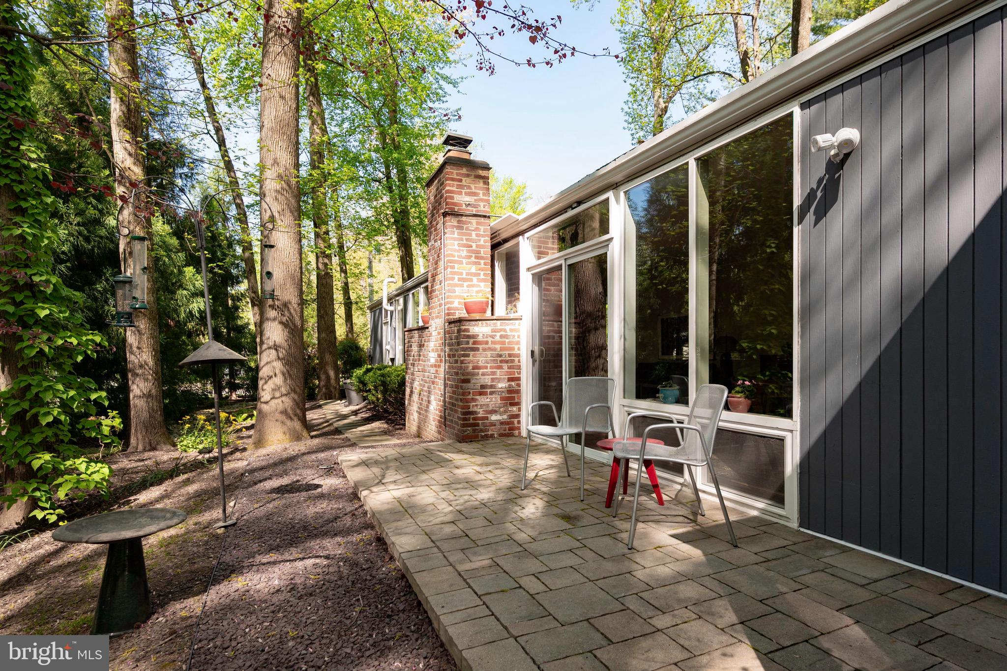 HOLLIN HILLS - Residential