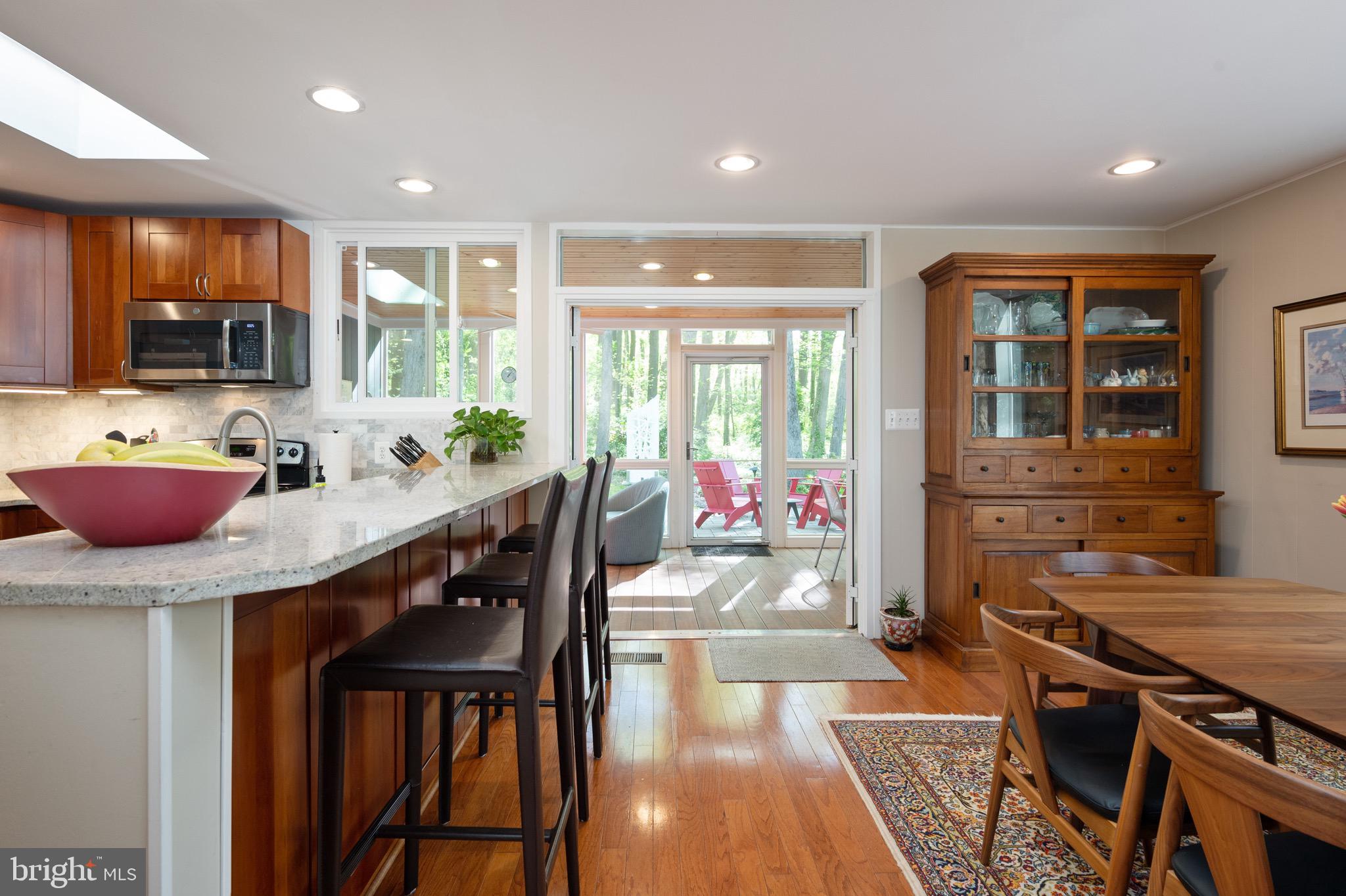 HOLLIN HILLS - Residential