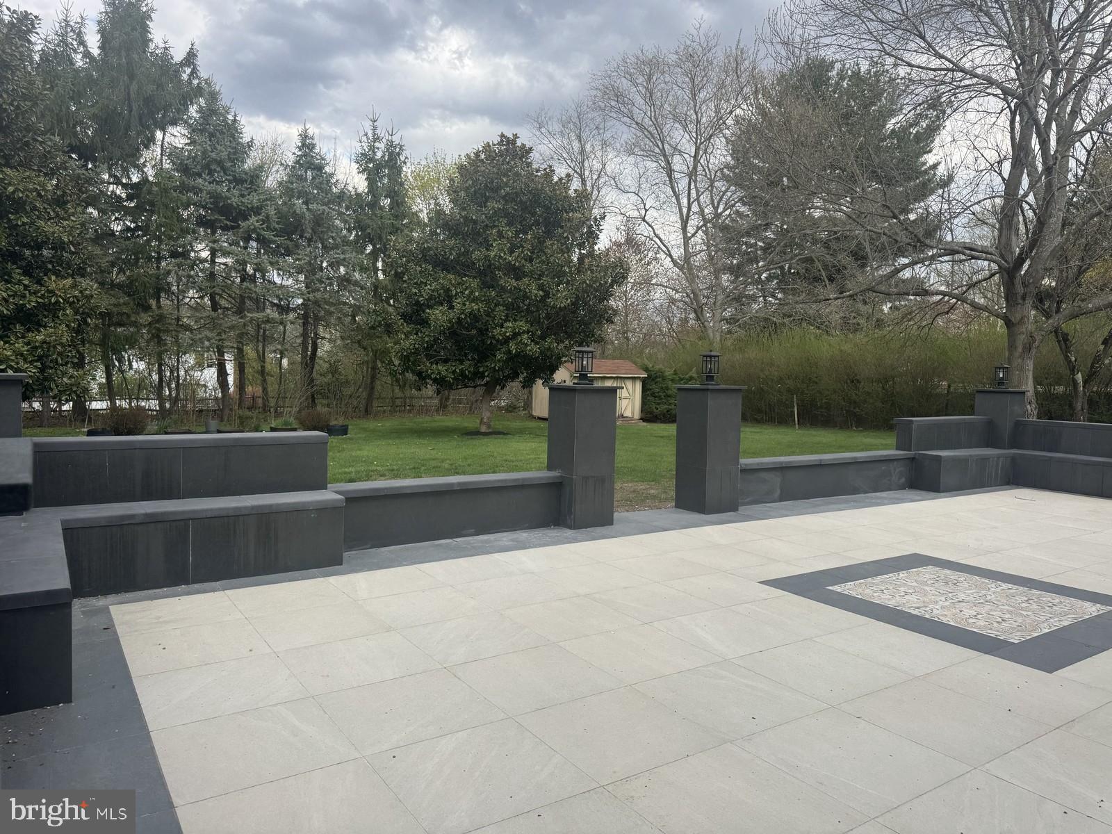 11 MANOR RIDGE DRIVE