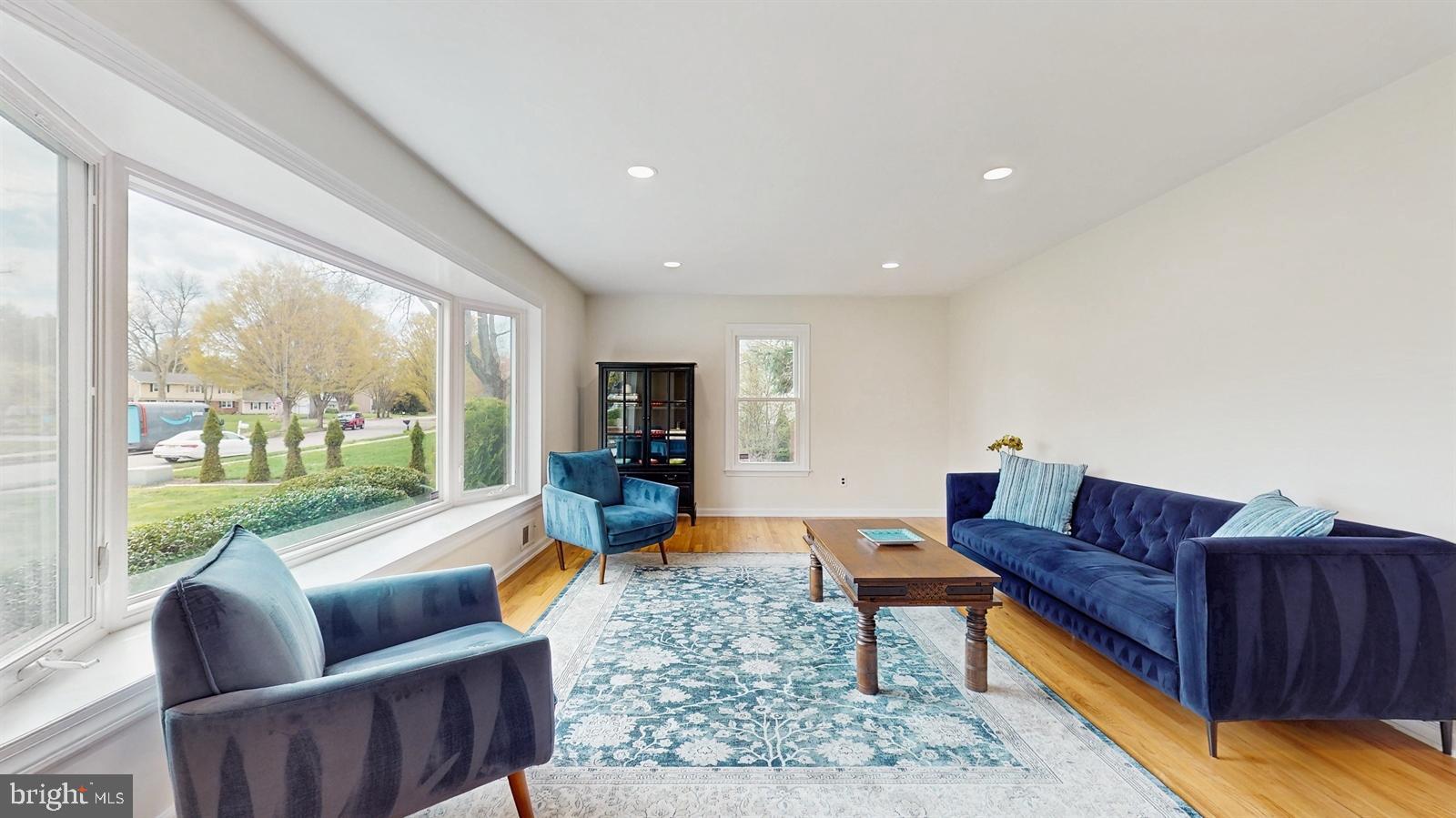 11 MANOR RIDGE DRIVE