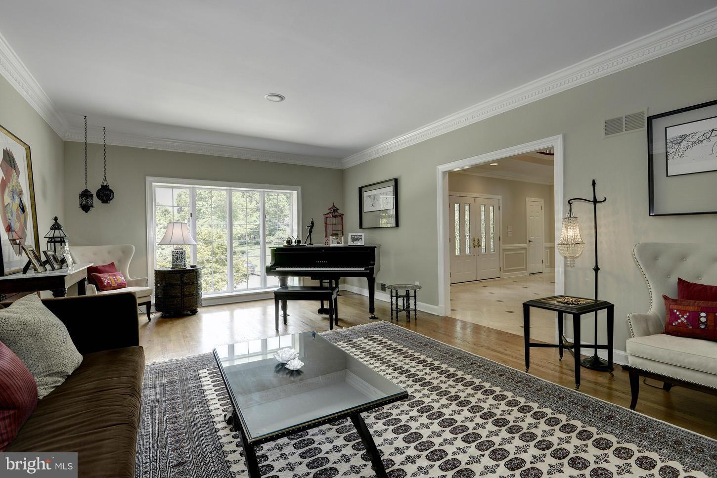 BANNOCKBURN ESTATES - Residential