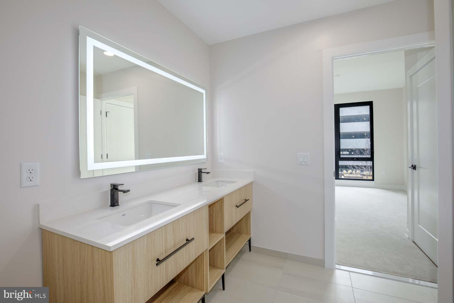 FALLS CHURCH CITY - Residential