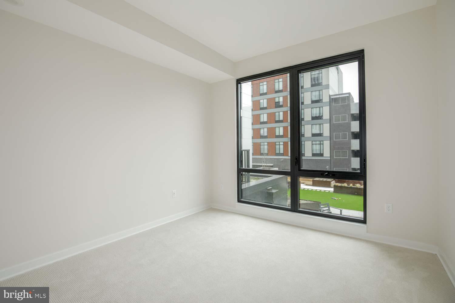 FALLS CHURCH CITY - Residential