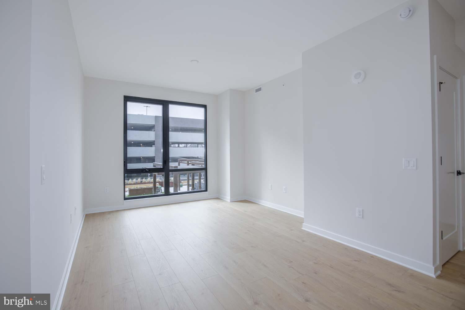 FALLS CHURCH CITY - Residential