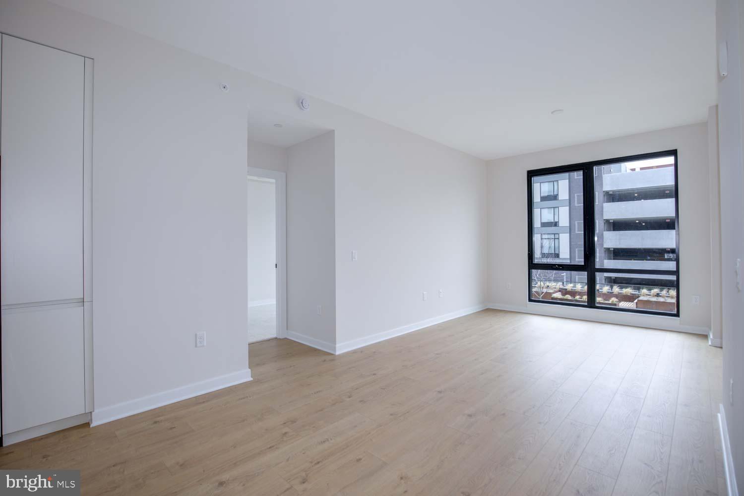 FALLS CHURCH CITY - Residential