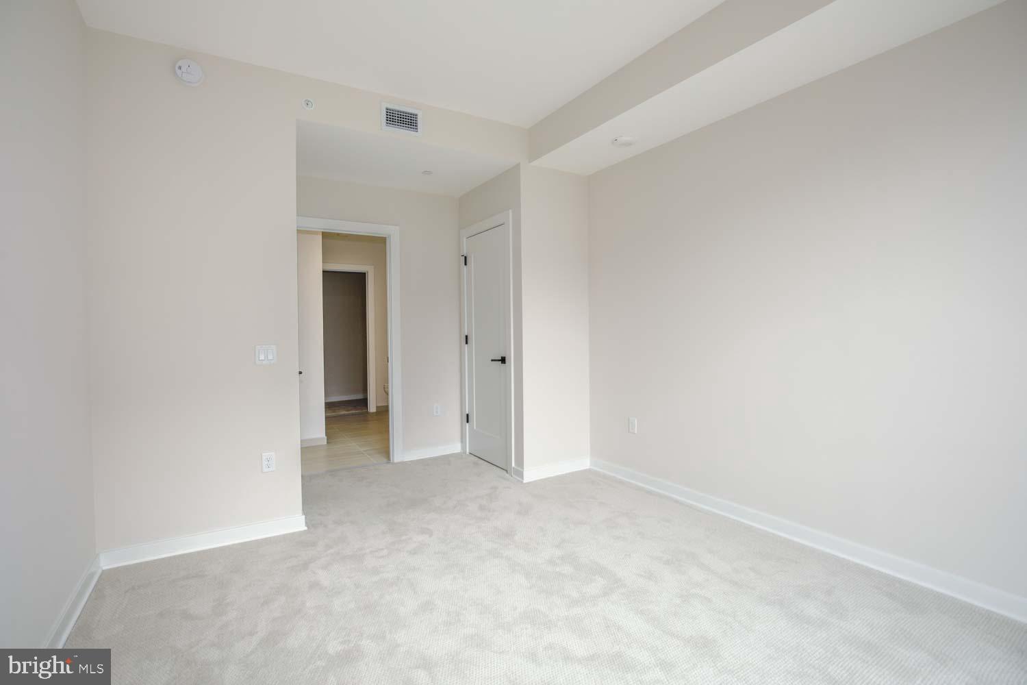 FALLS CHURCH CITY - Residential