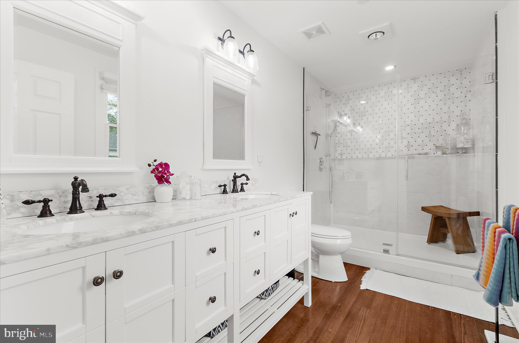 HOMEWOOD - Residential