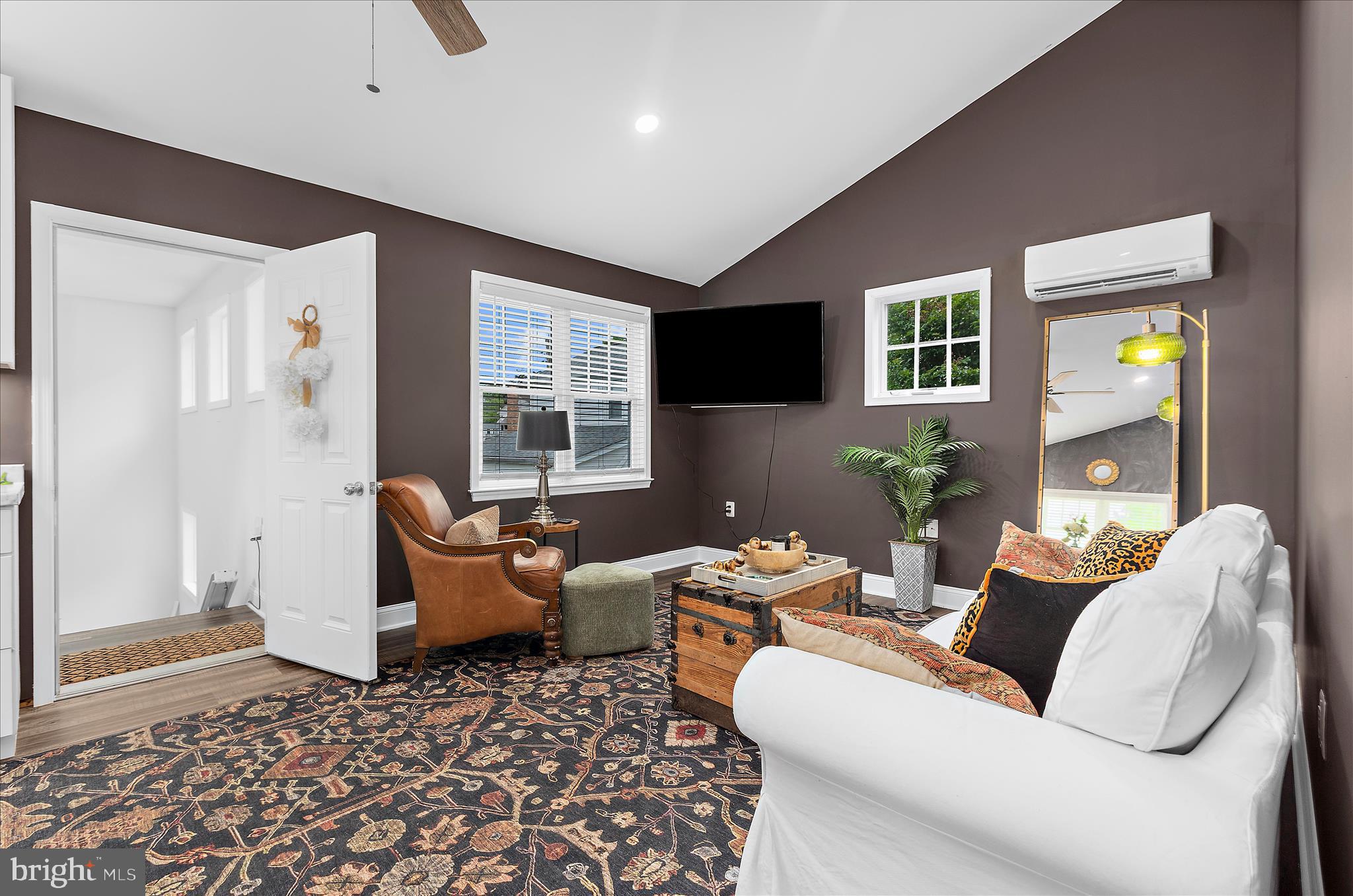 HOMEWOOD - Residential