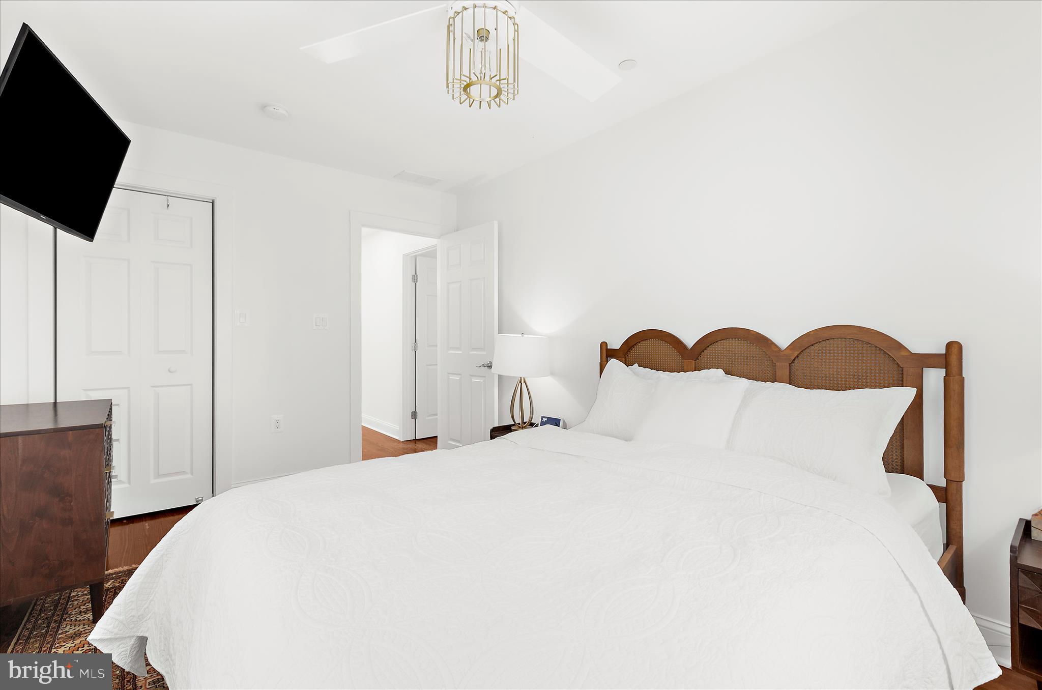 HOMEWOOD - Residential