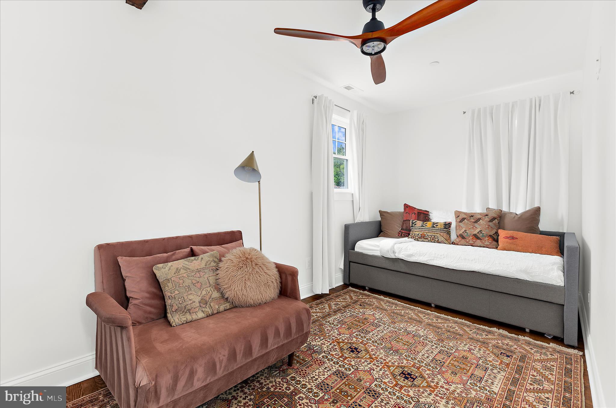 HOMEWOOD - Residential
