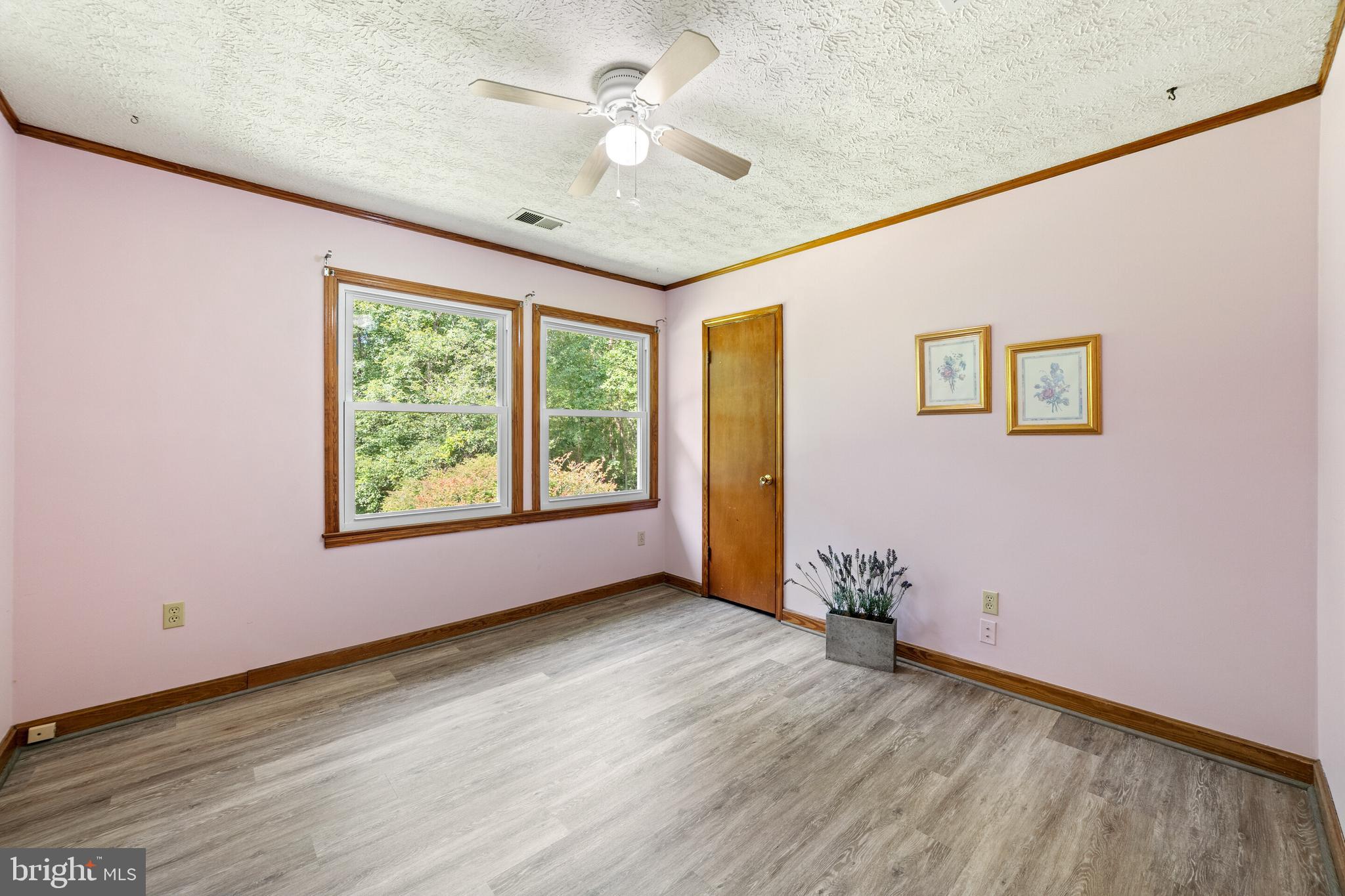 WATERLOO WOODS - Residential