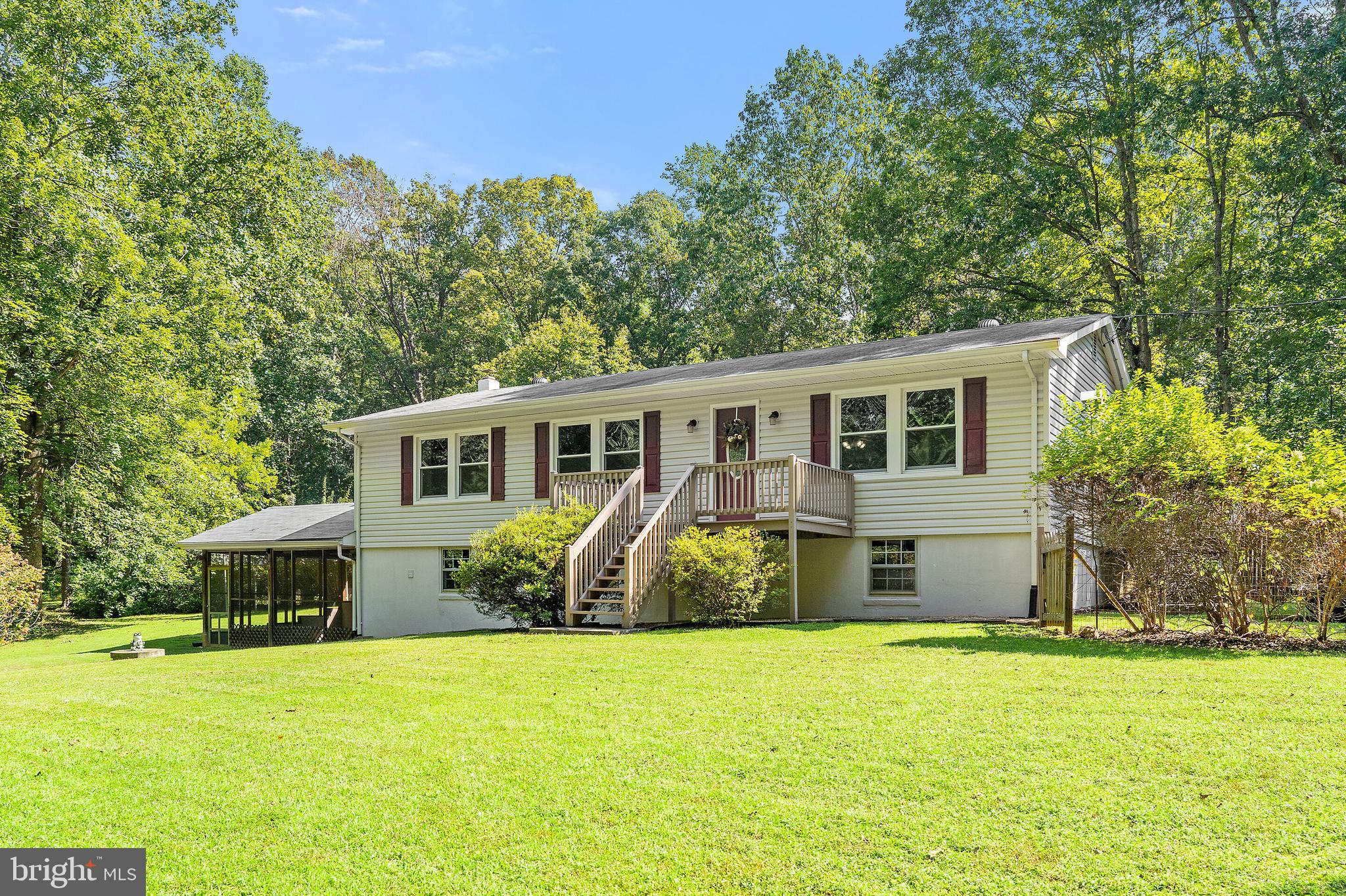 WATERLOO WOODS - Residential