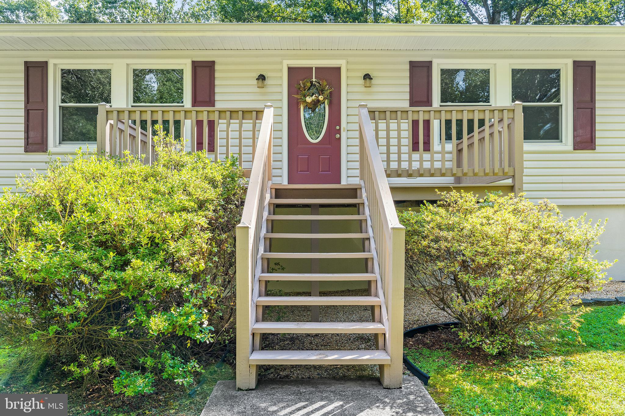 WATERLOO WOODS - Residential