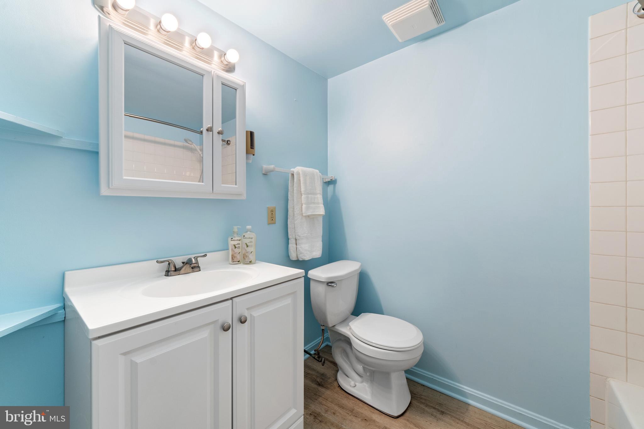 WATERLOO WOODS - Residential