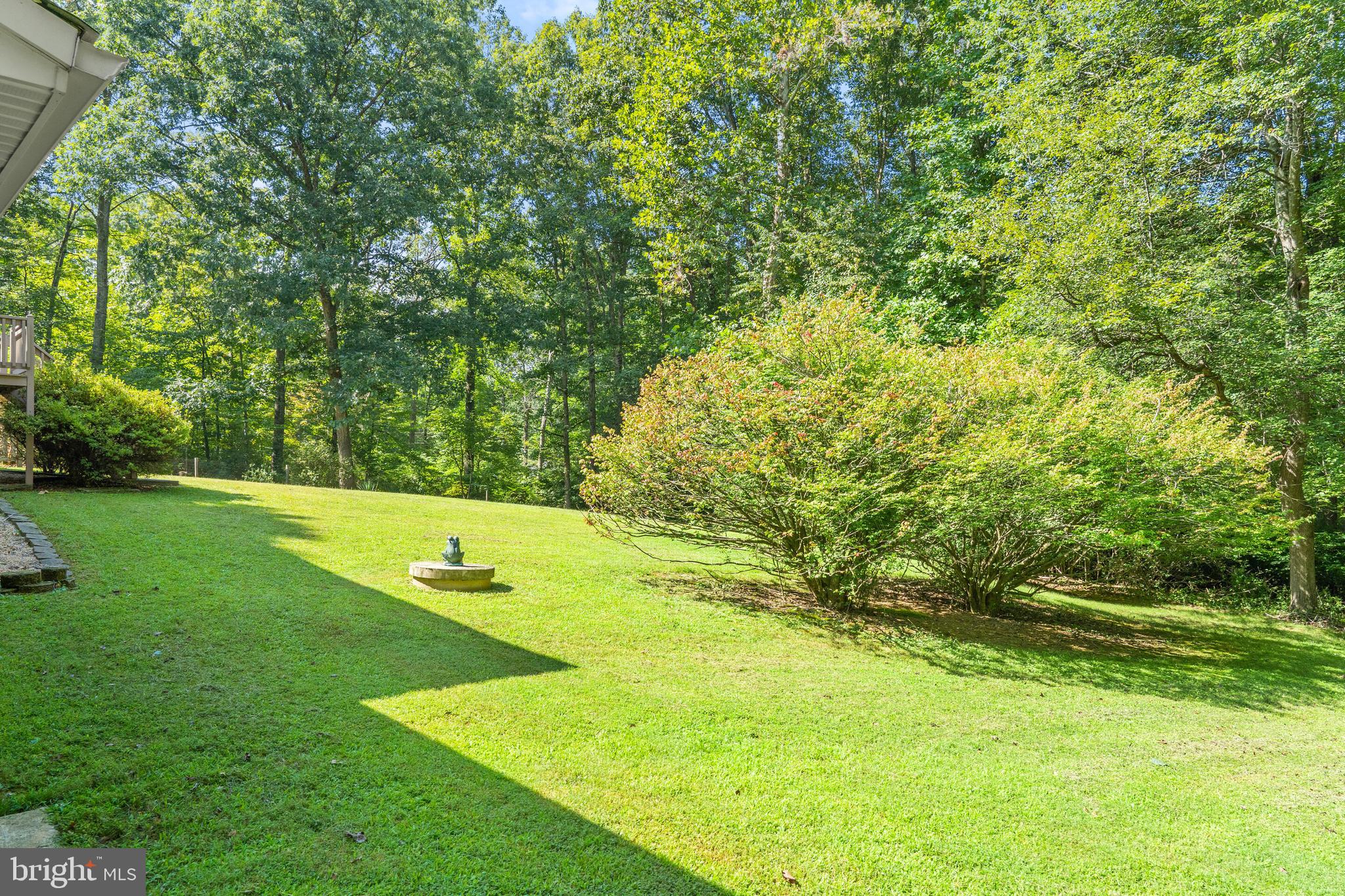 WATERLOO WOODS - Residential