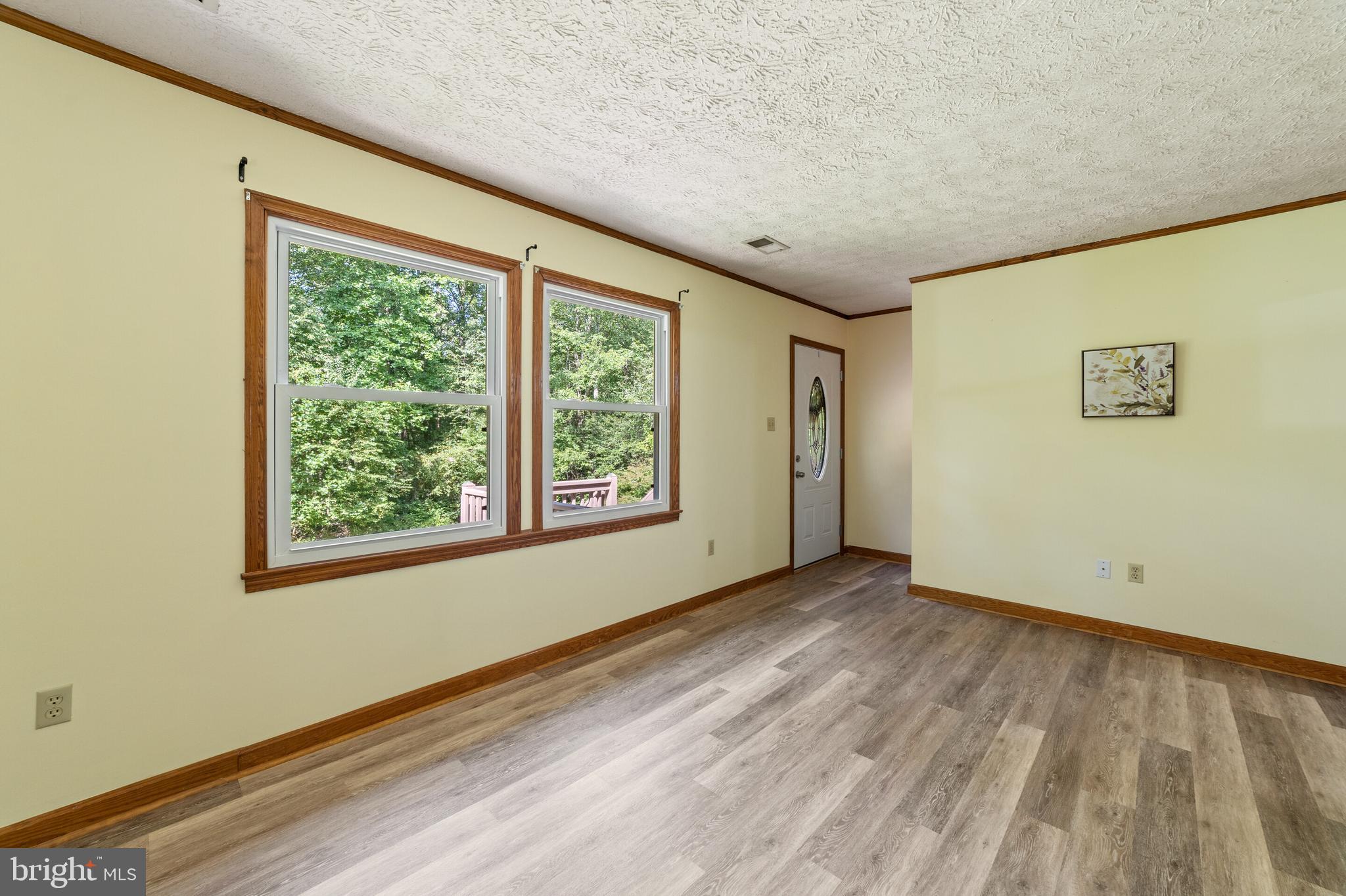 WATERLOO WOODS - Residential