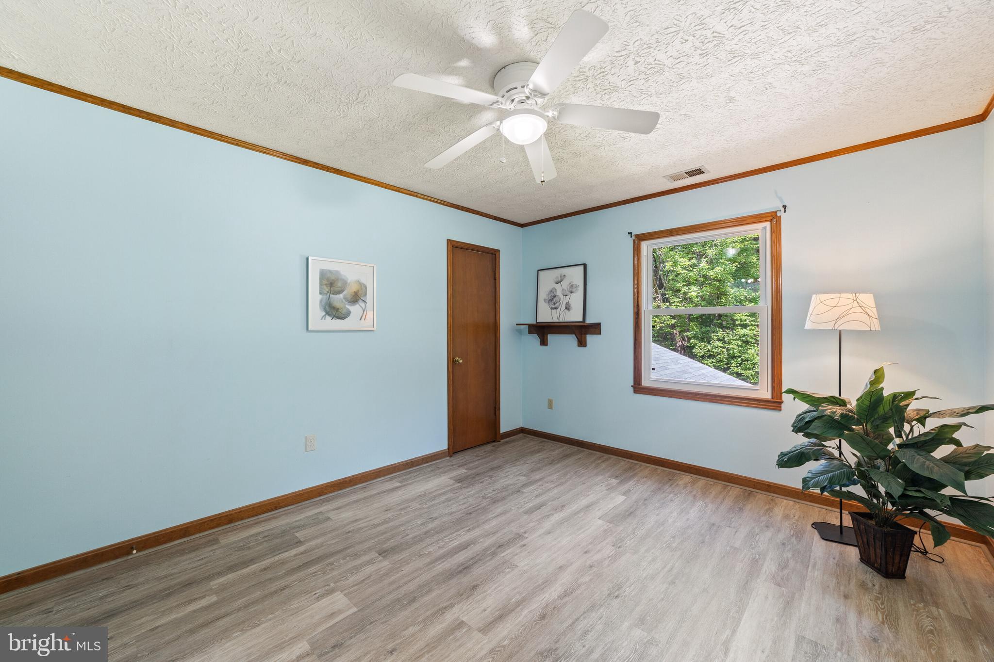 WATERLOO WOODS - Residential