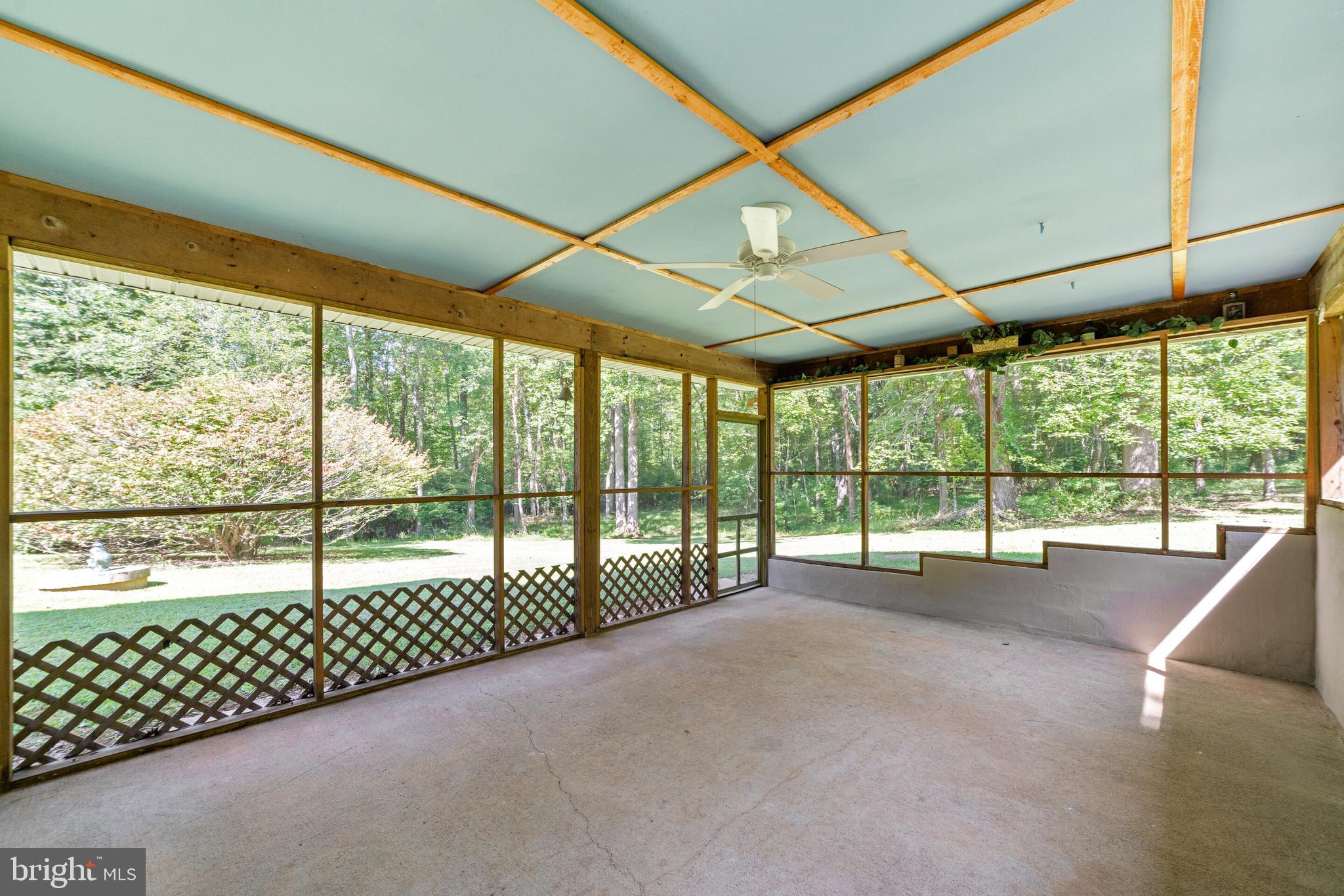 WATERLOO WOODS - Residential