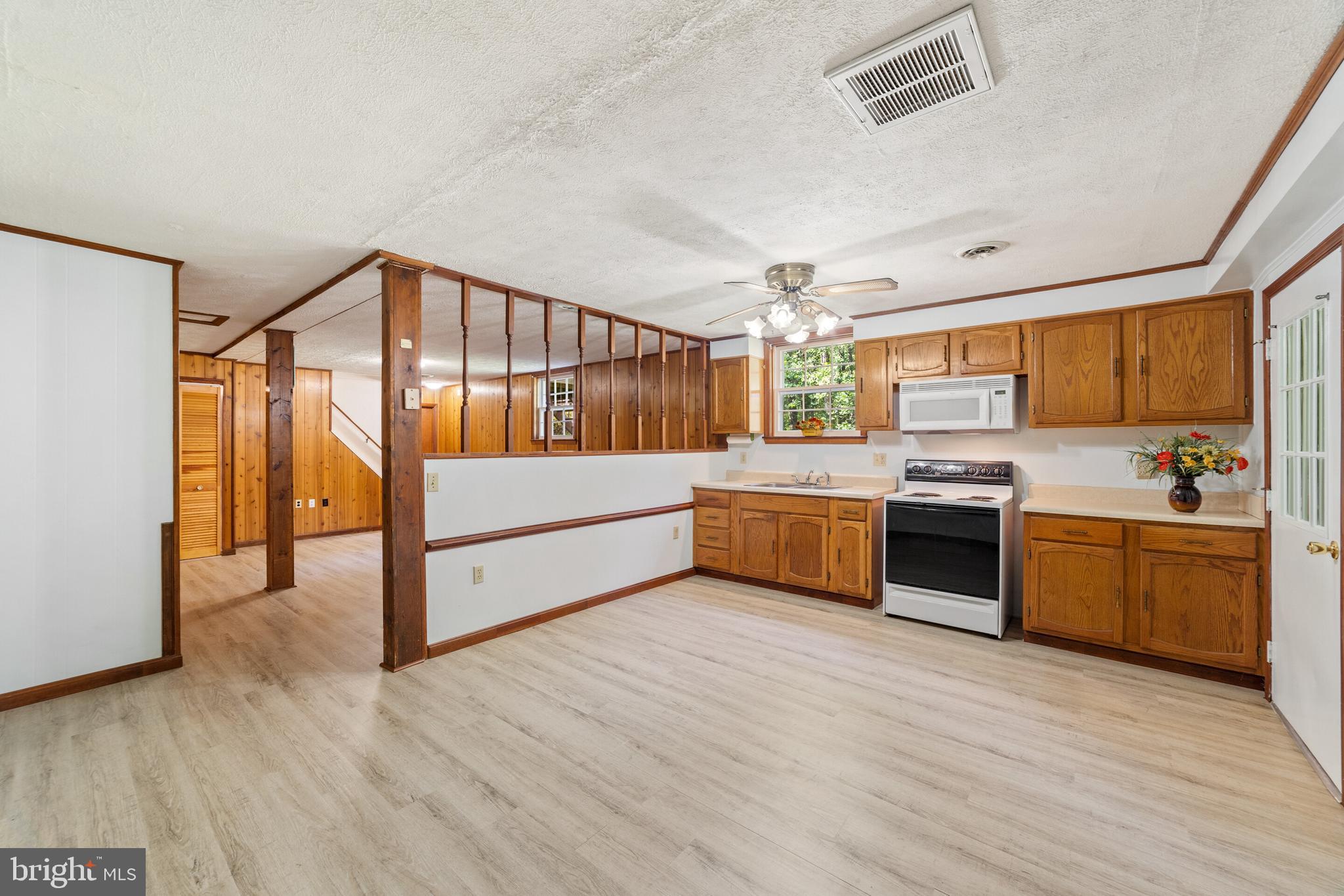 WATERLOO WOODS - Residential